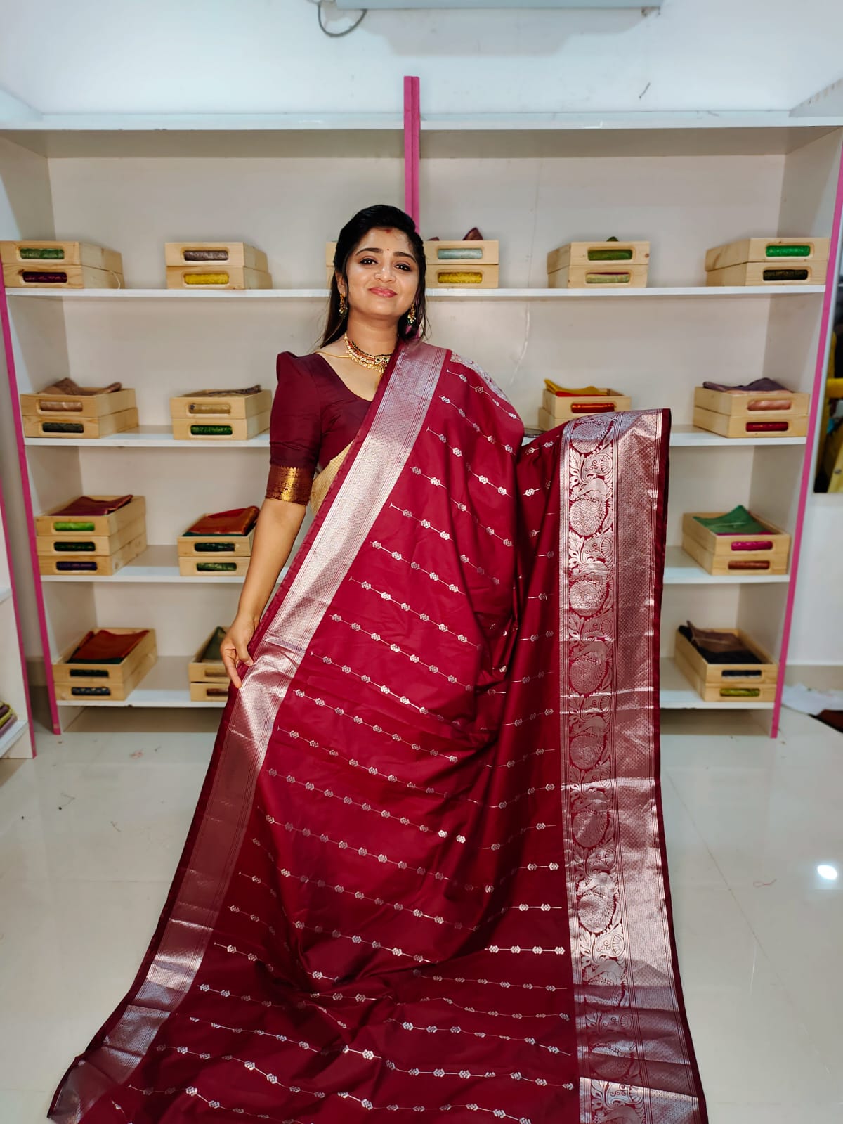 గద్వాల్ క్లియరెన్స్ సేల్