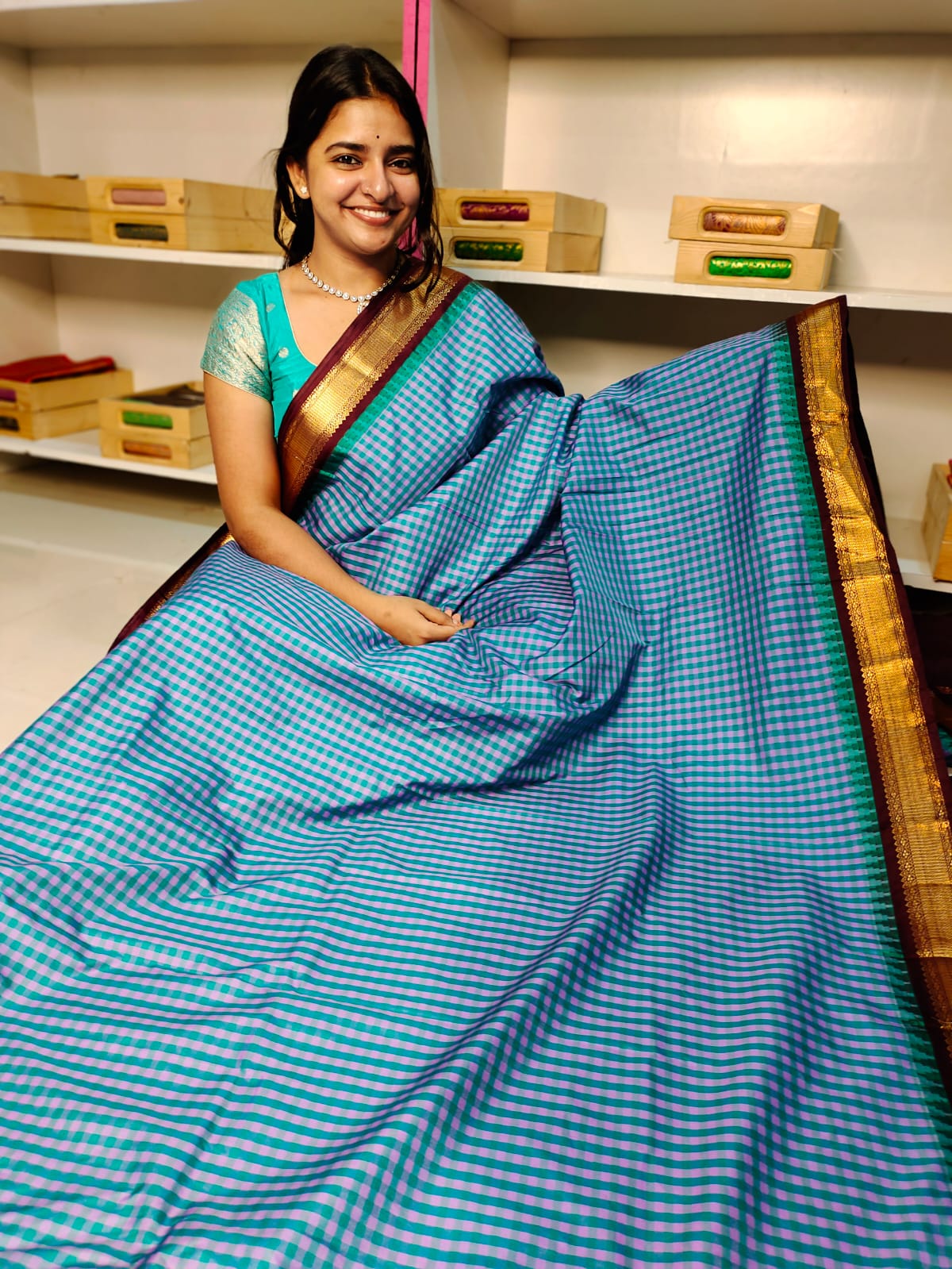 50% గద్వాల్ సిల్క్ చీర ఆఫర్