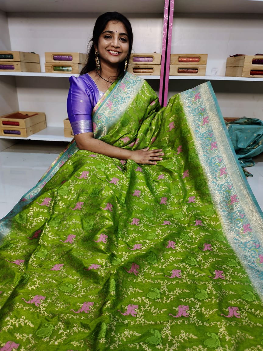 50% offer banarasi georgette saree