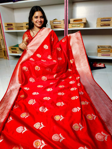 దీపావళికి చీరలు ఆఫర్ చేయండి