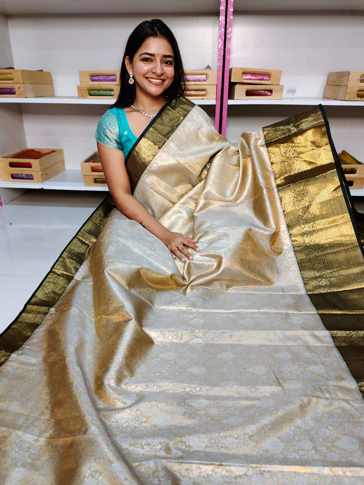 90% offer kanchi pattu sarees