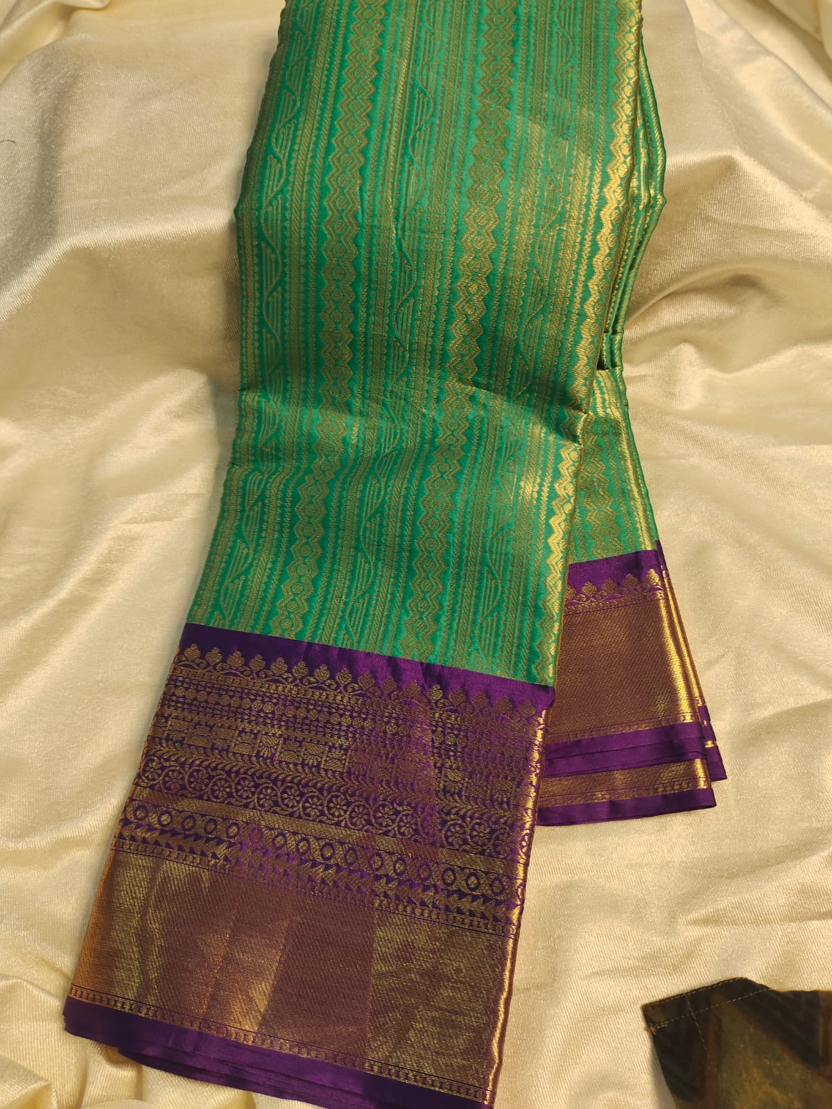 శ్రావణమాసం అమ్మకం