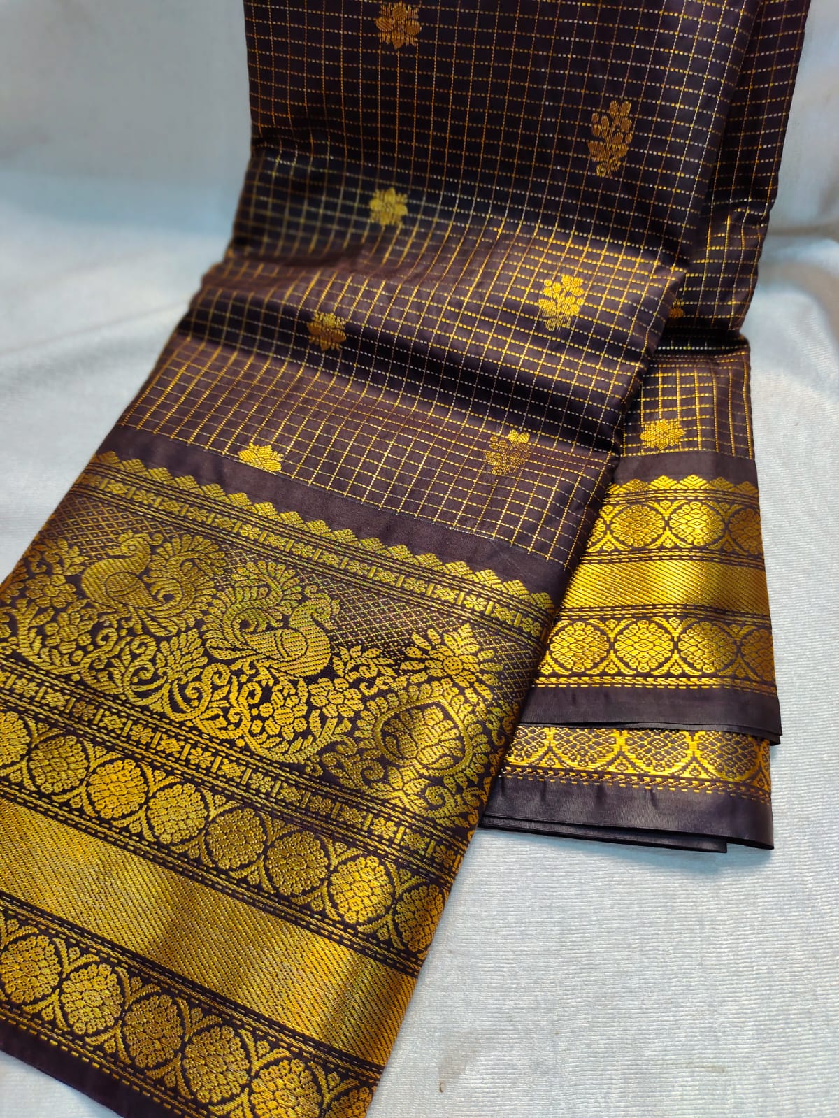 Vintage gadwal sarees