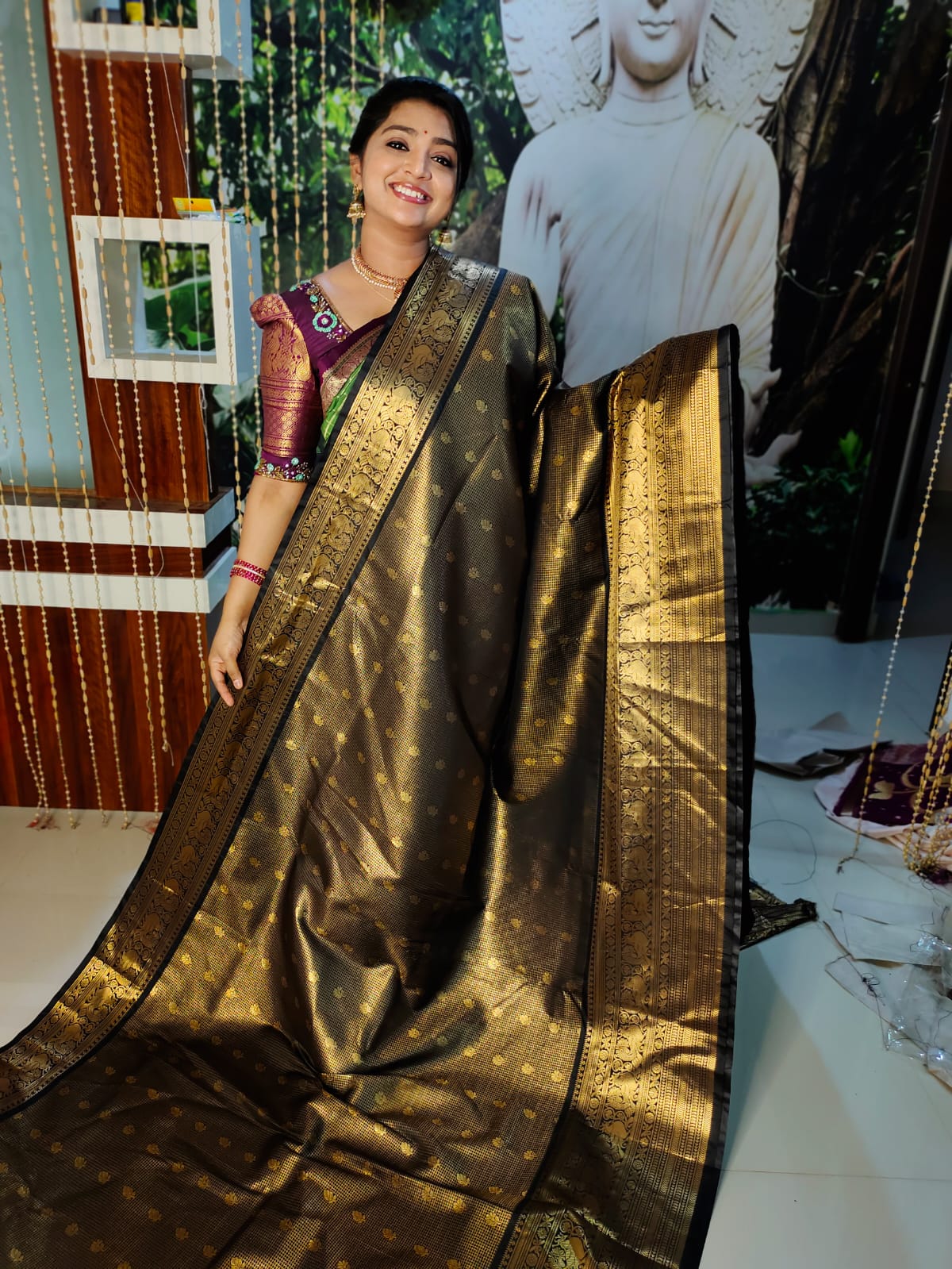 Valli gadwal 1day sale