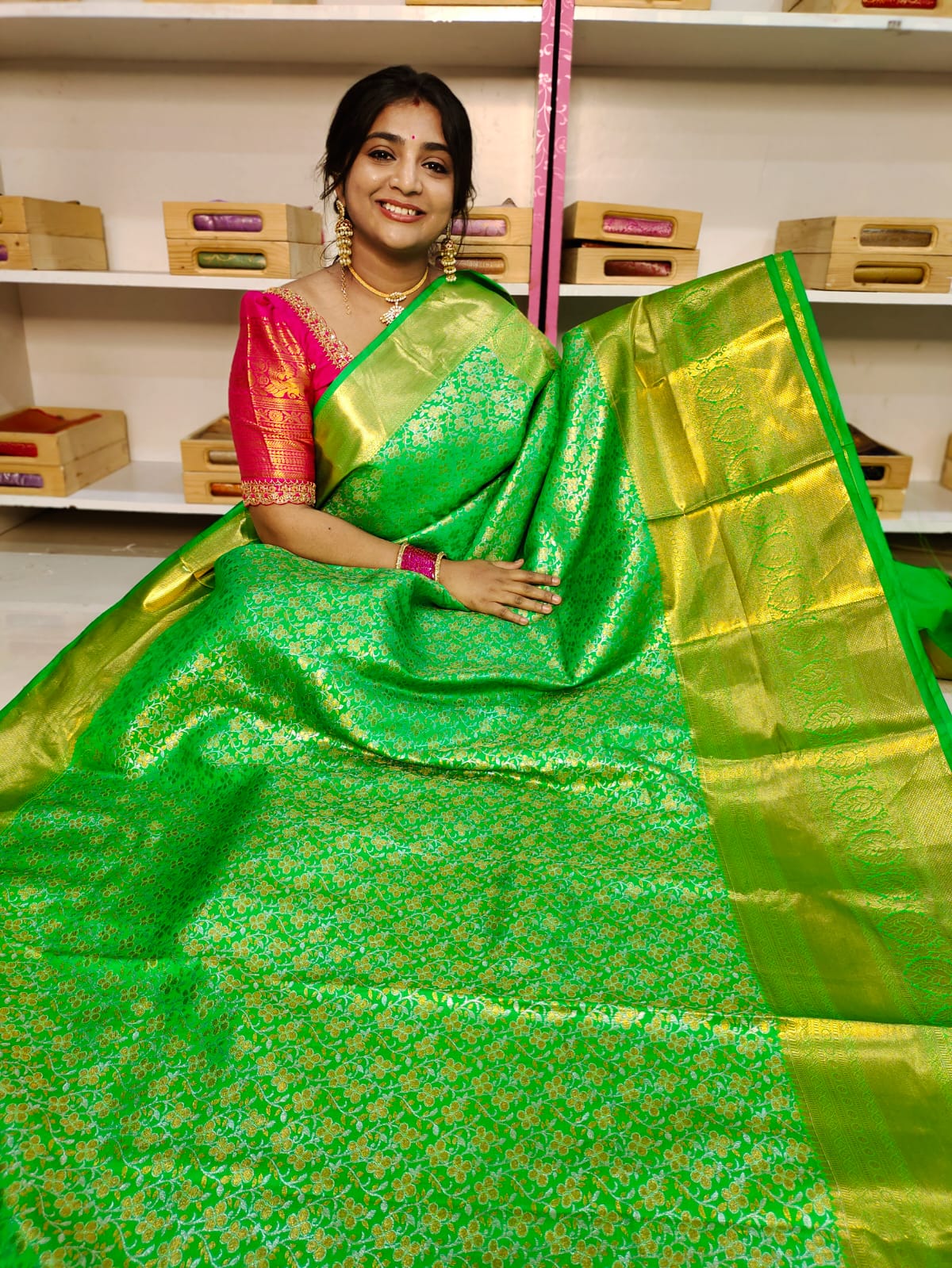 90% offer kanchi pattu collections
