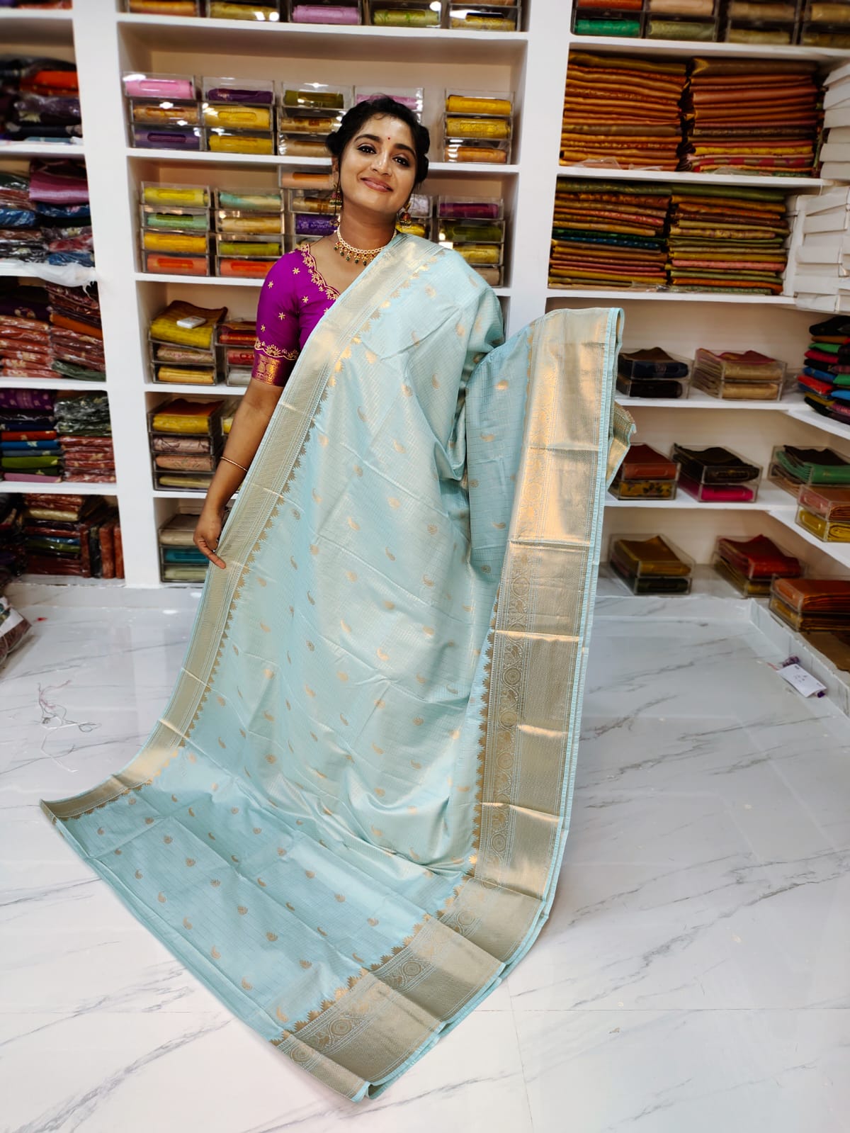 50% offer Valli gadwal