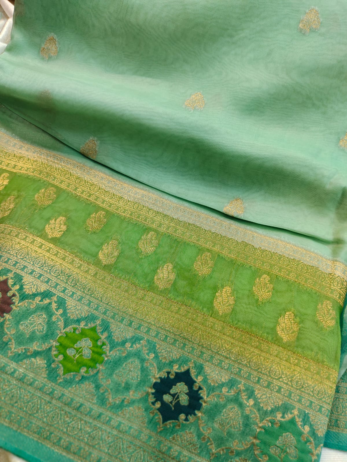 Premium Fancy sarees 60% off