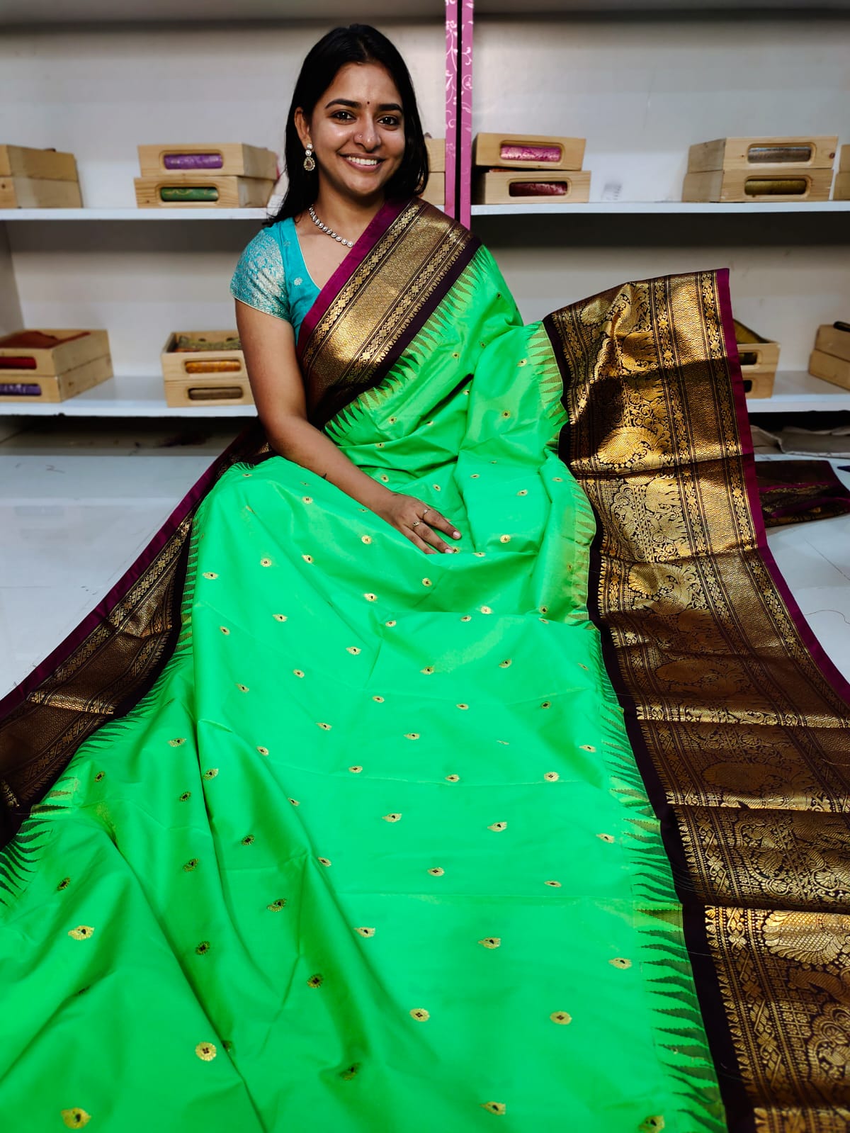 65% offer gadwal silk saree