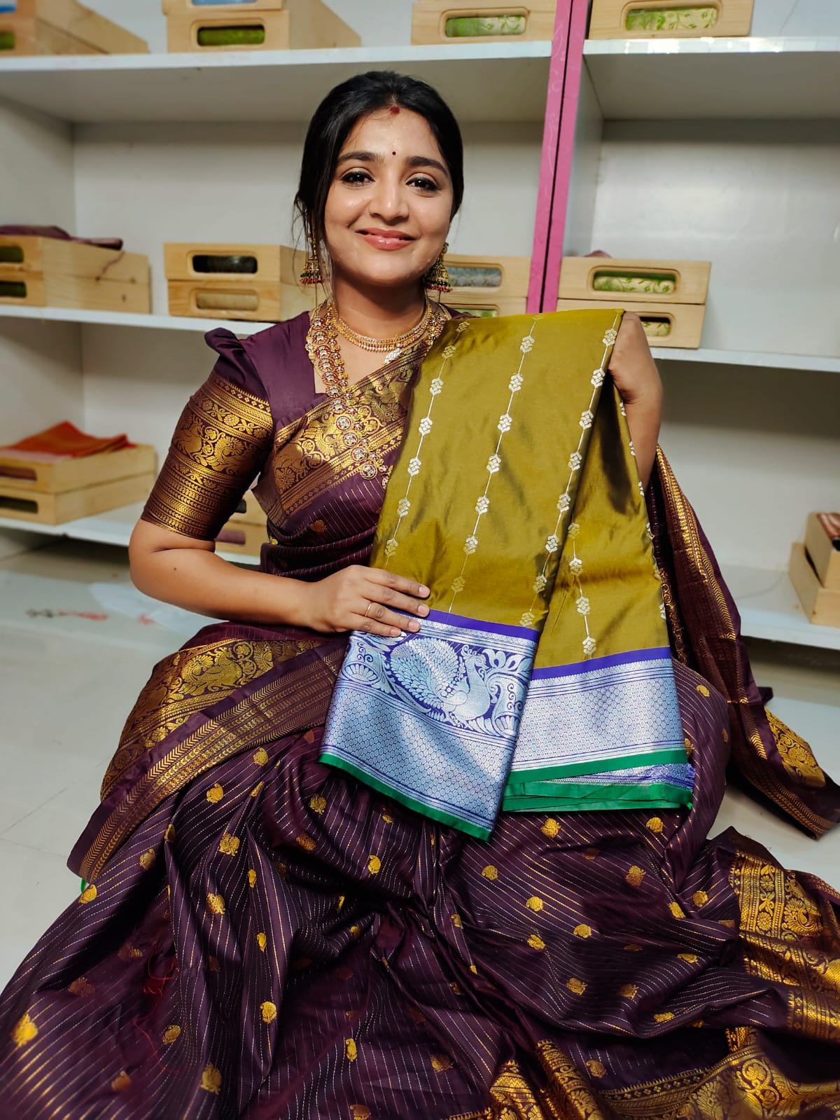 50% గద్వాల్ సిల్క్ చీర ఆఫర్