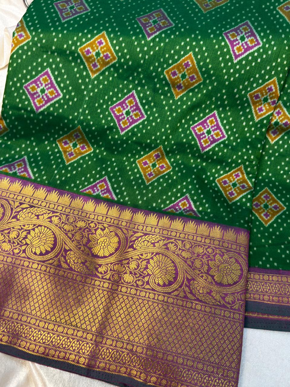 65% offer saree