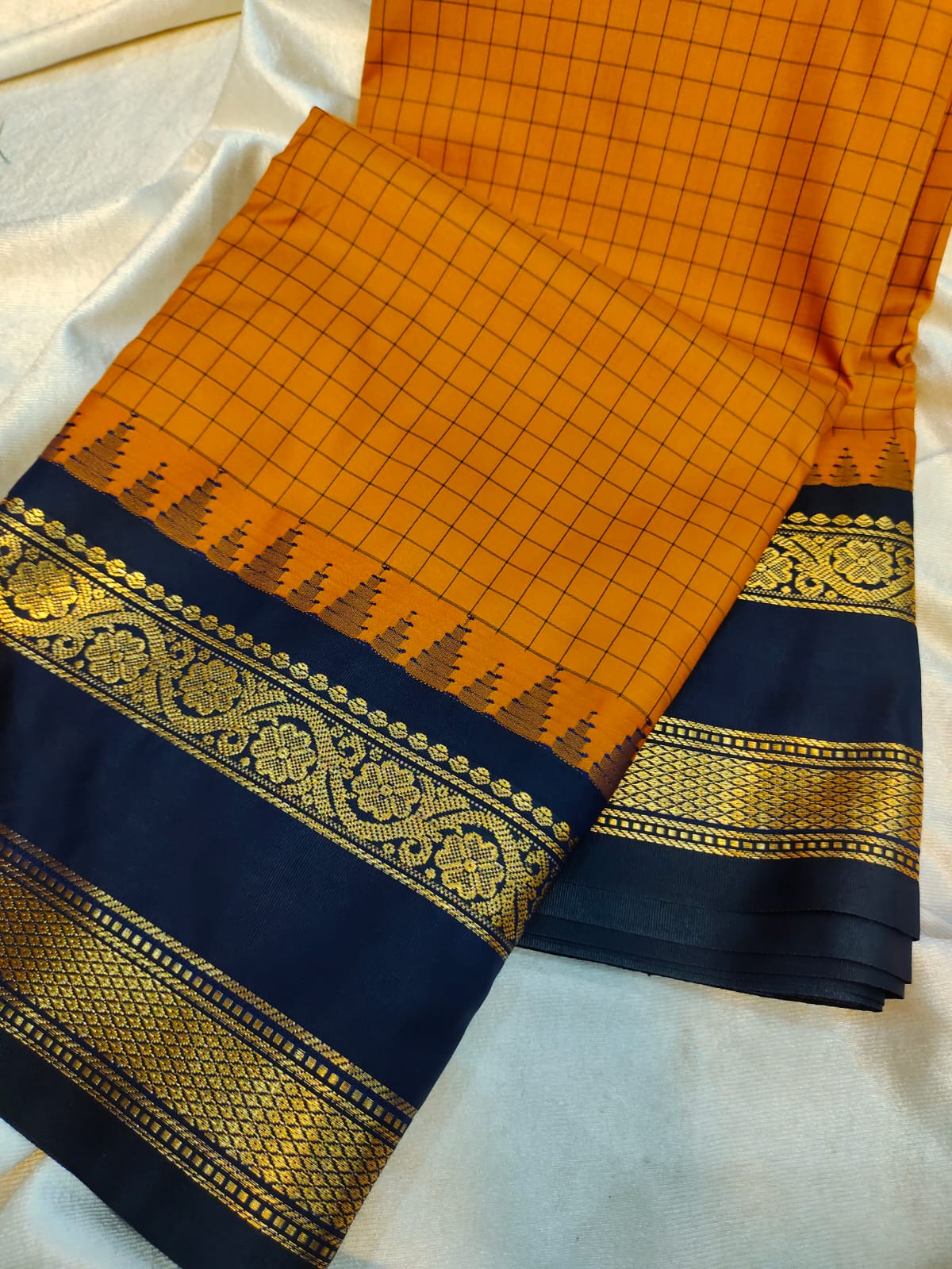 Sravanam gadwal sale