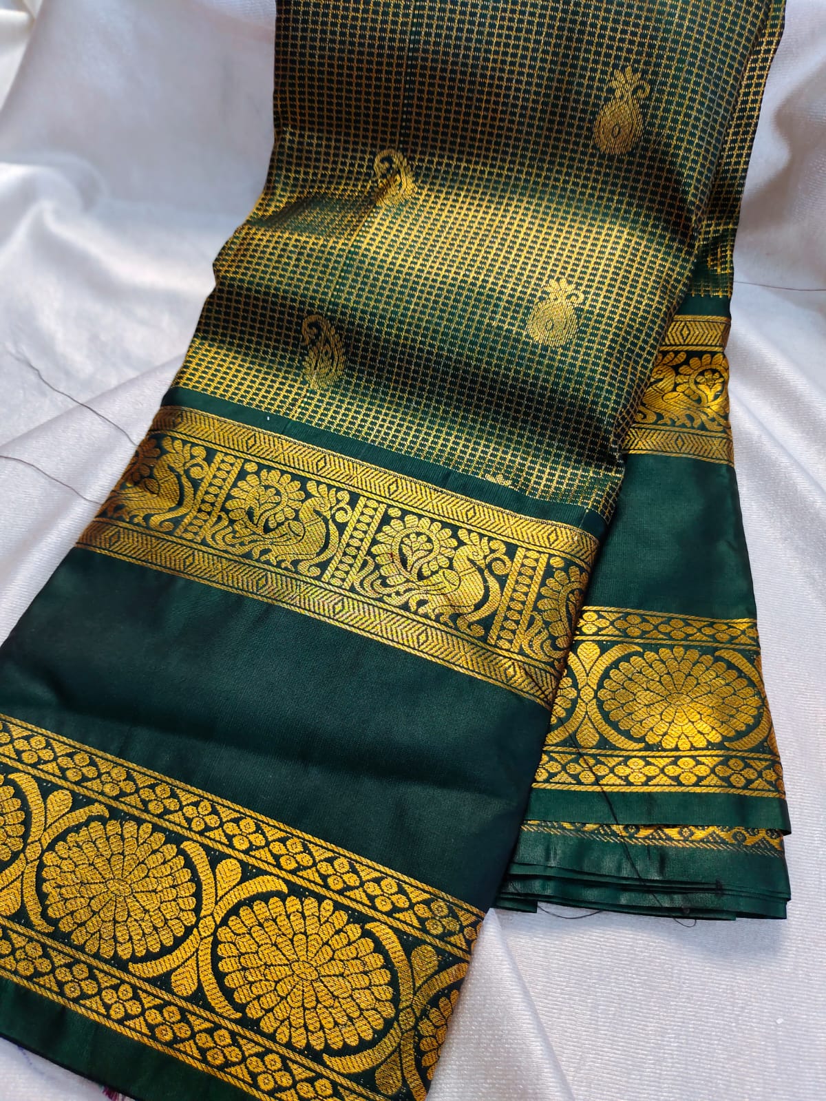 Vintage valli gadwal