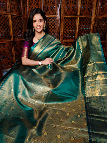 60% గద్వాల్ పట్టును అందిస్తున్నాయి