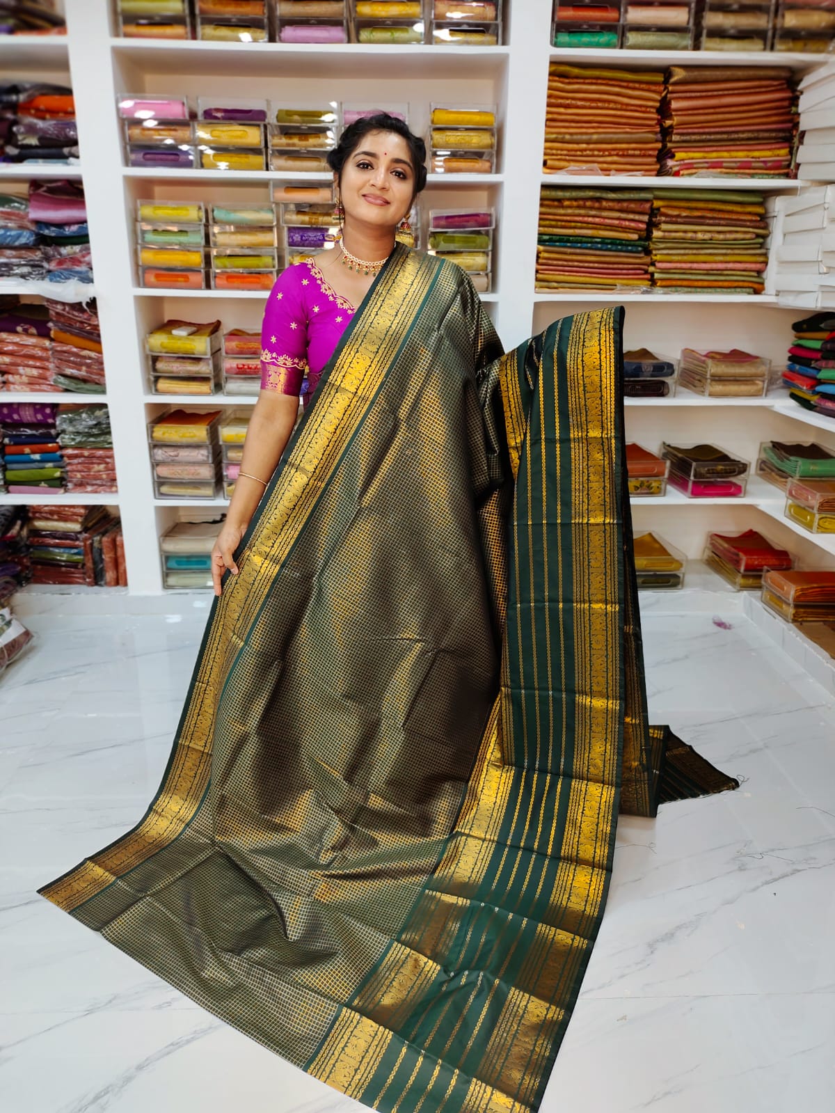 50% offer Valli gadwal