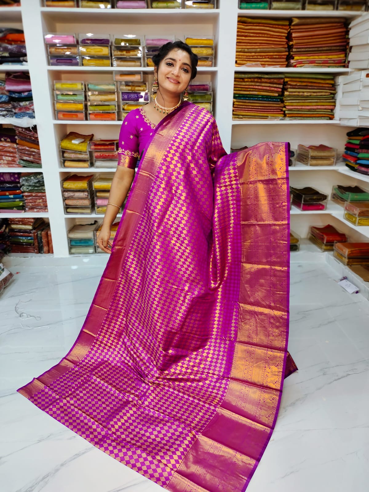 50% offer Valli gadwal