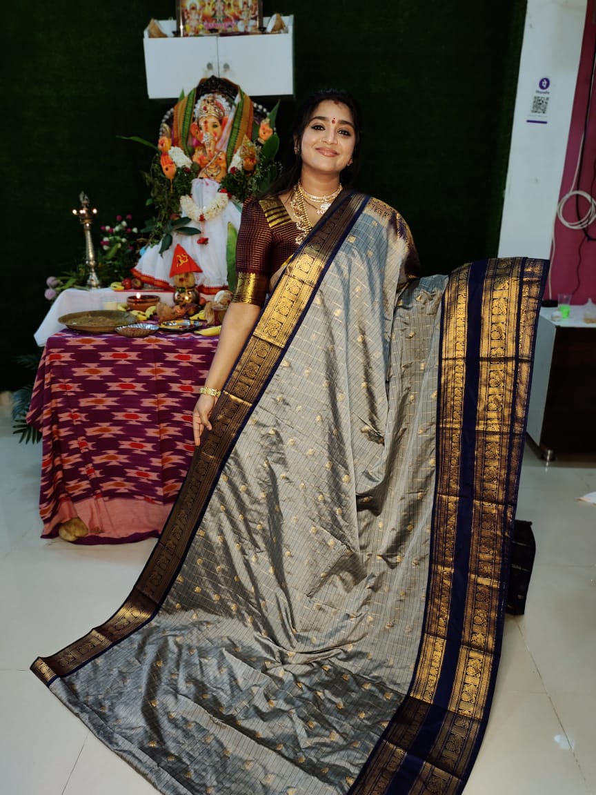 Vitange gadwal silk