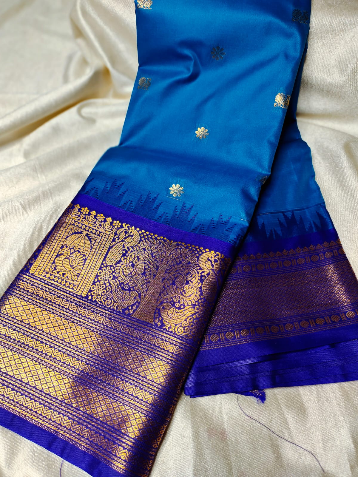 Vitange gadwal silk saree