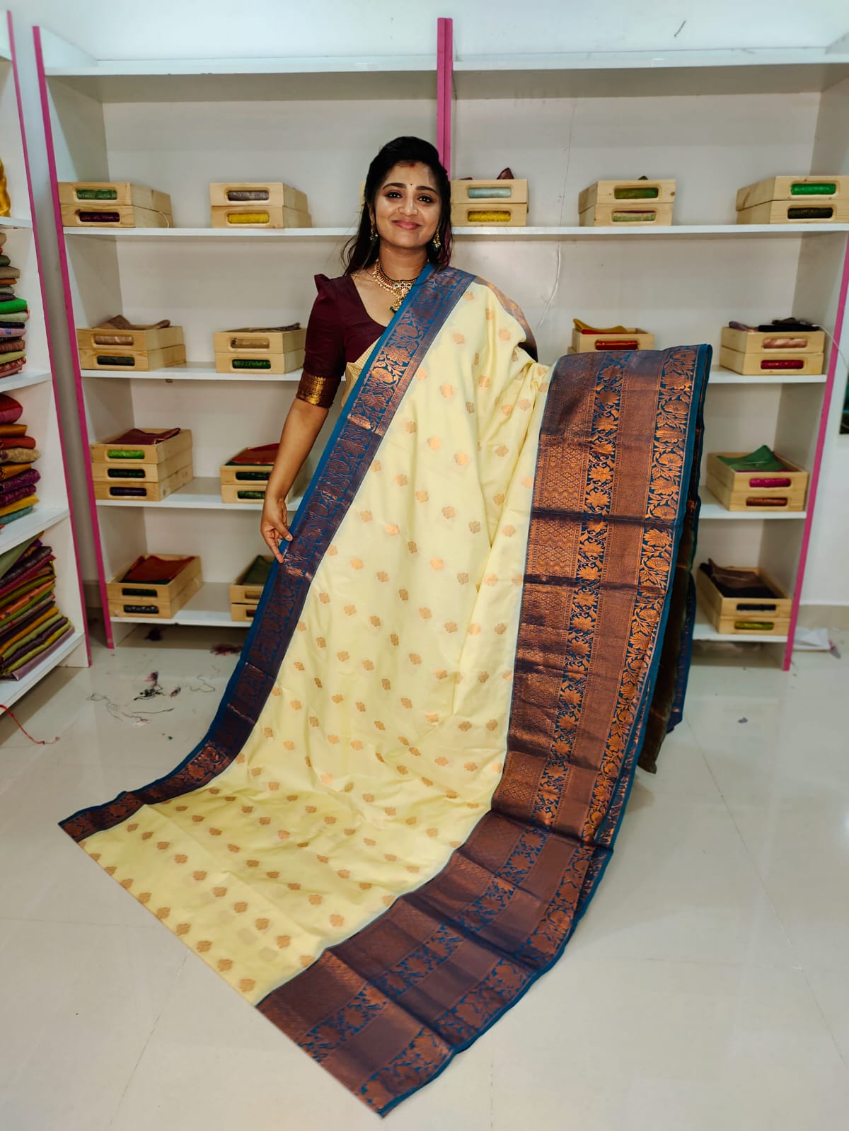 Gadwal Clearnce sale