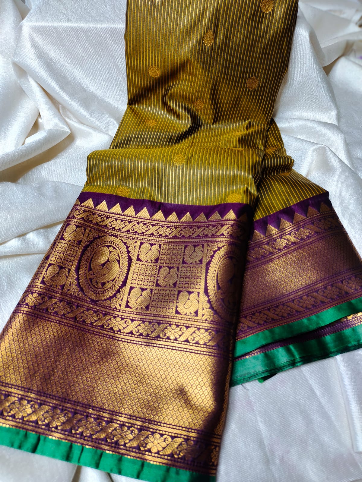 Vitange gadwal silk saree