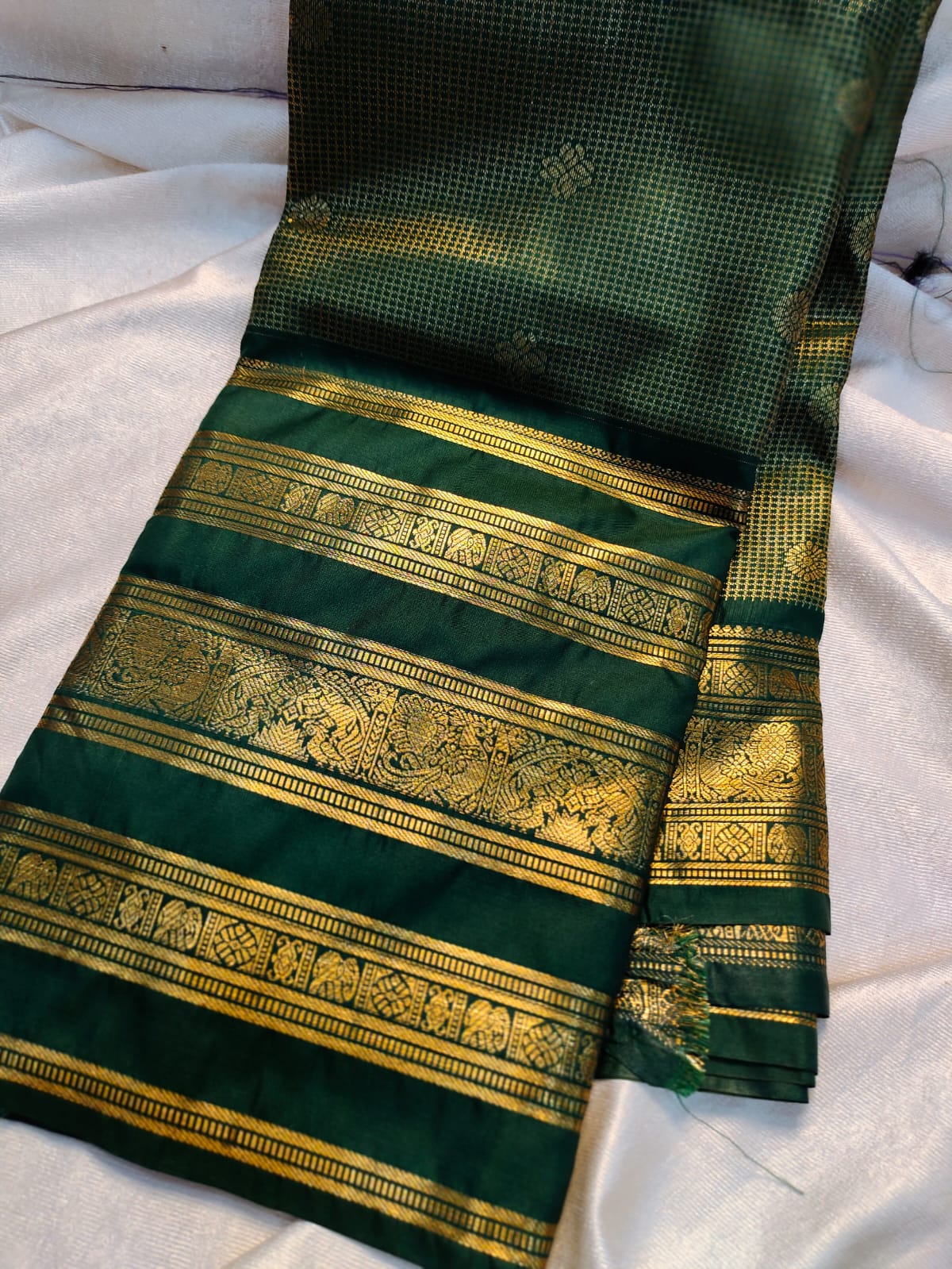 Vintage valli gadwal