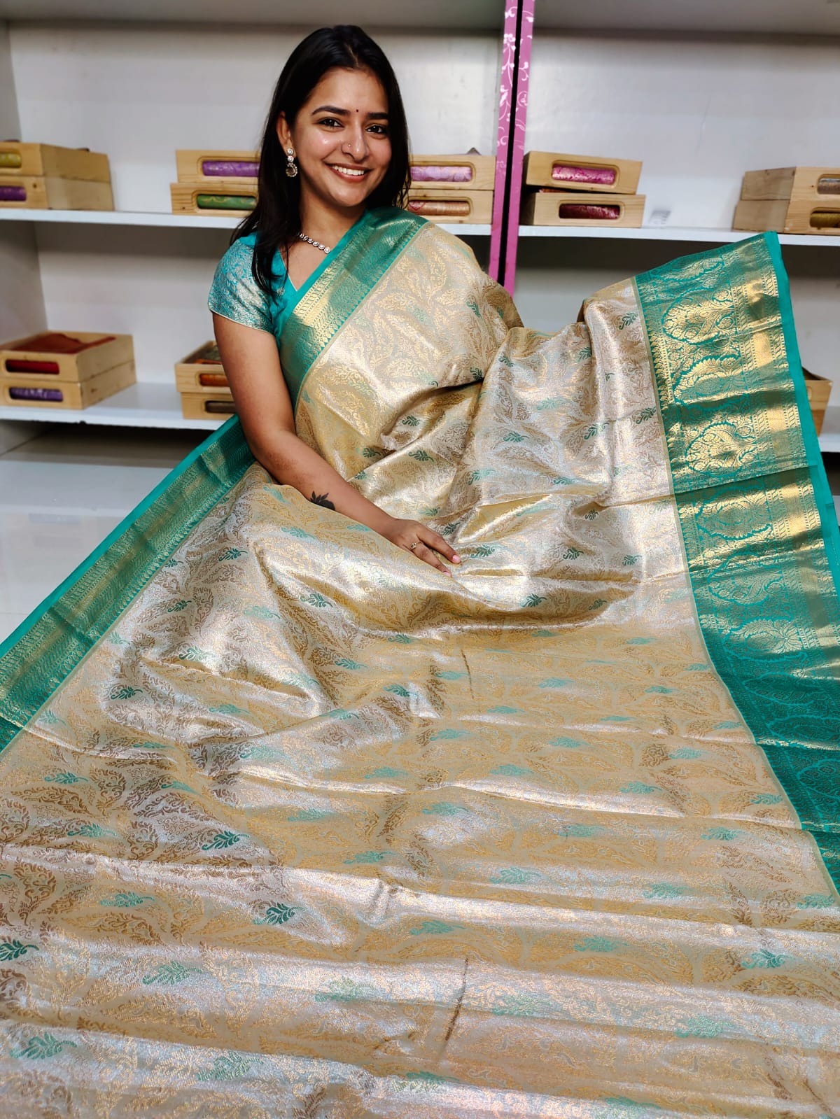 90% offer kanchi pattu sarees