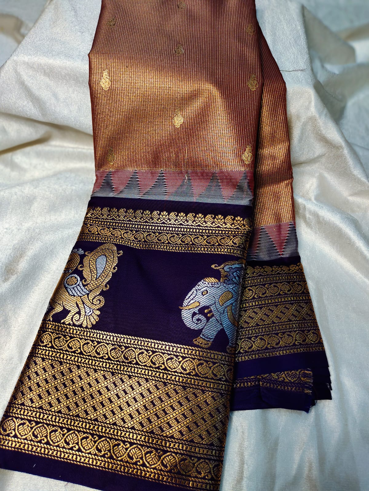 గద్వాల్ పట్టు