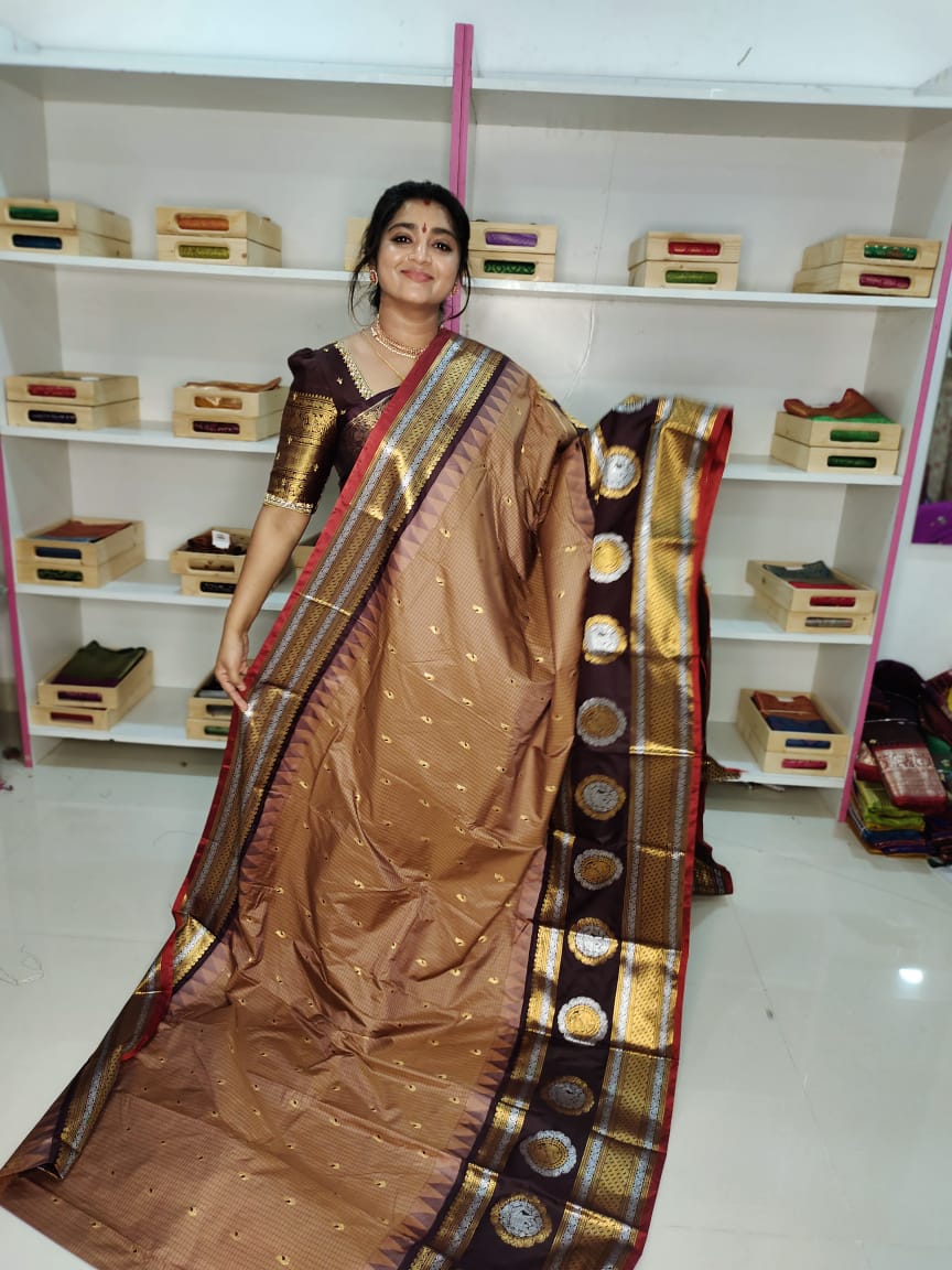 Ashadam sale gadwal silk saree)