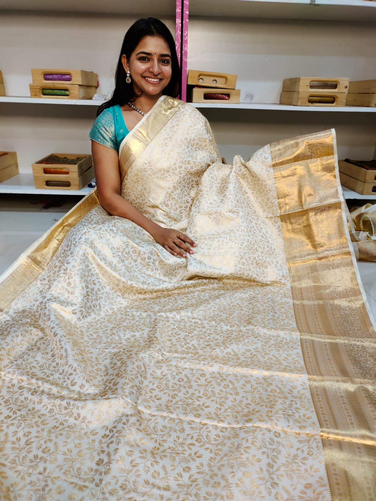 90% offer kanchi pattu collections