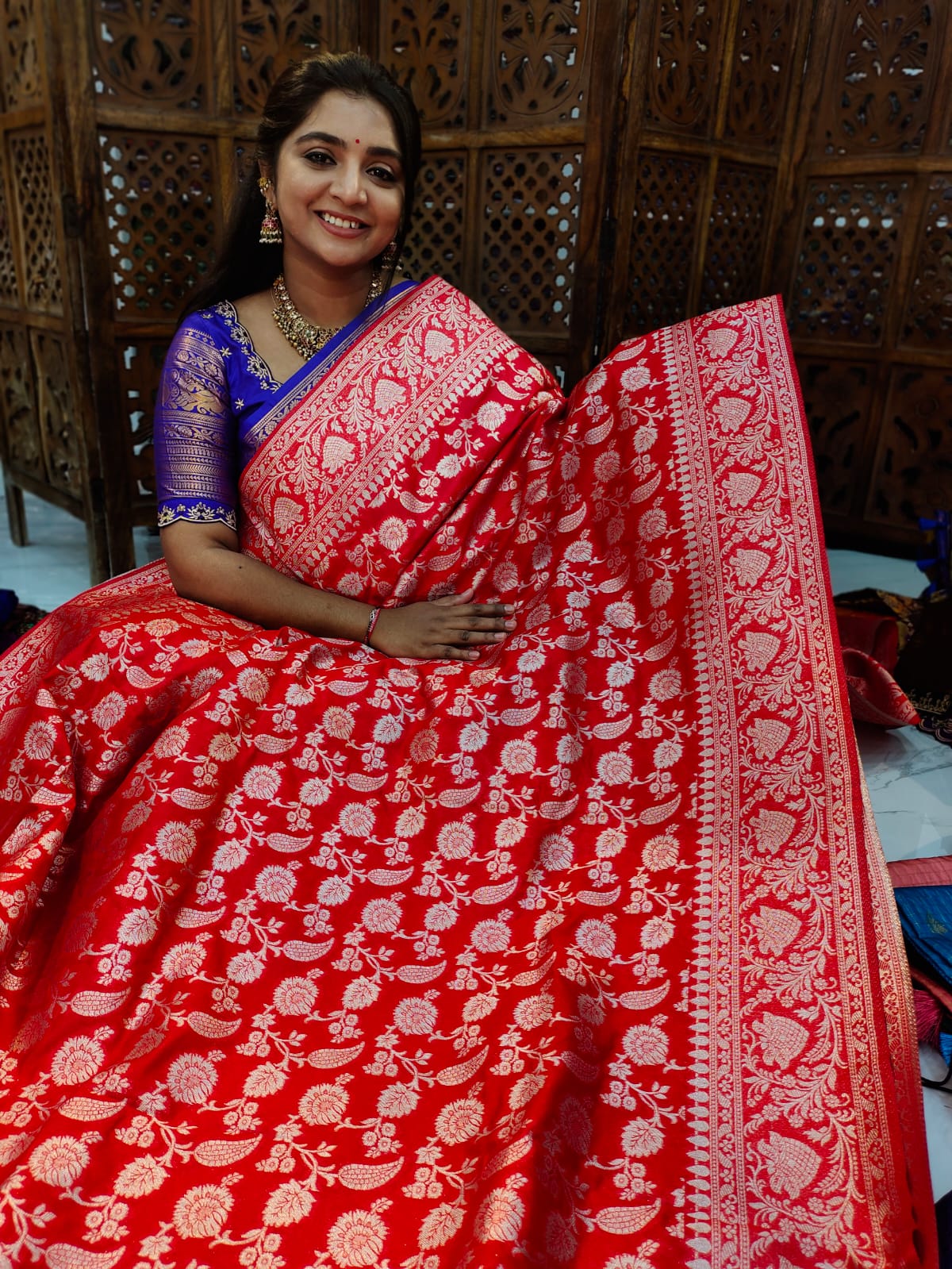 Red saree
