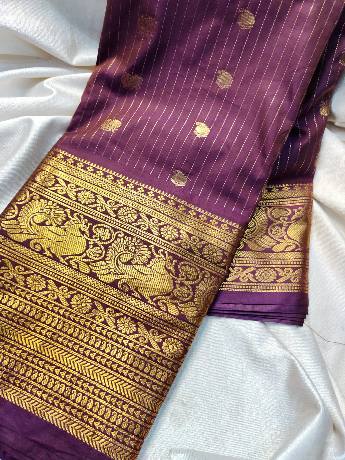 60% offer gadwal saree