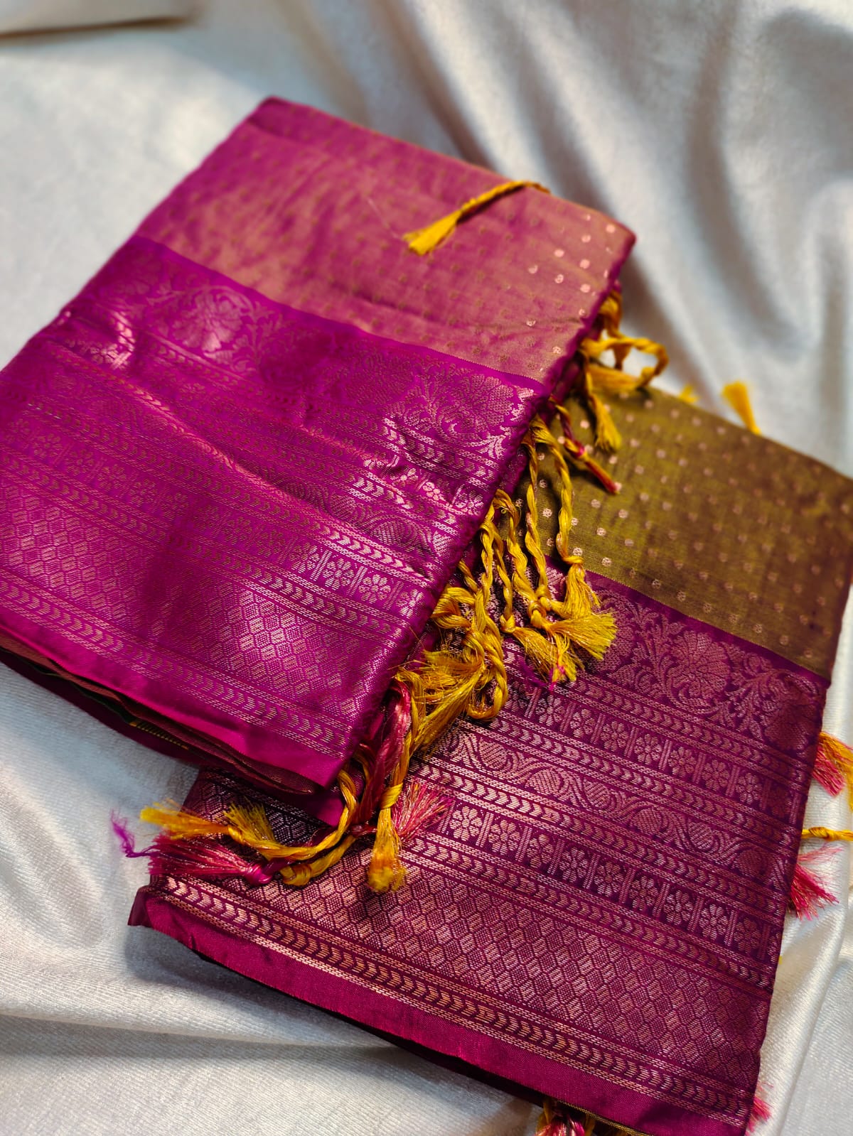 1+1 offer Uppada silk
