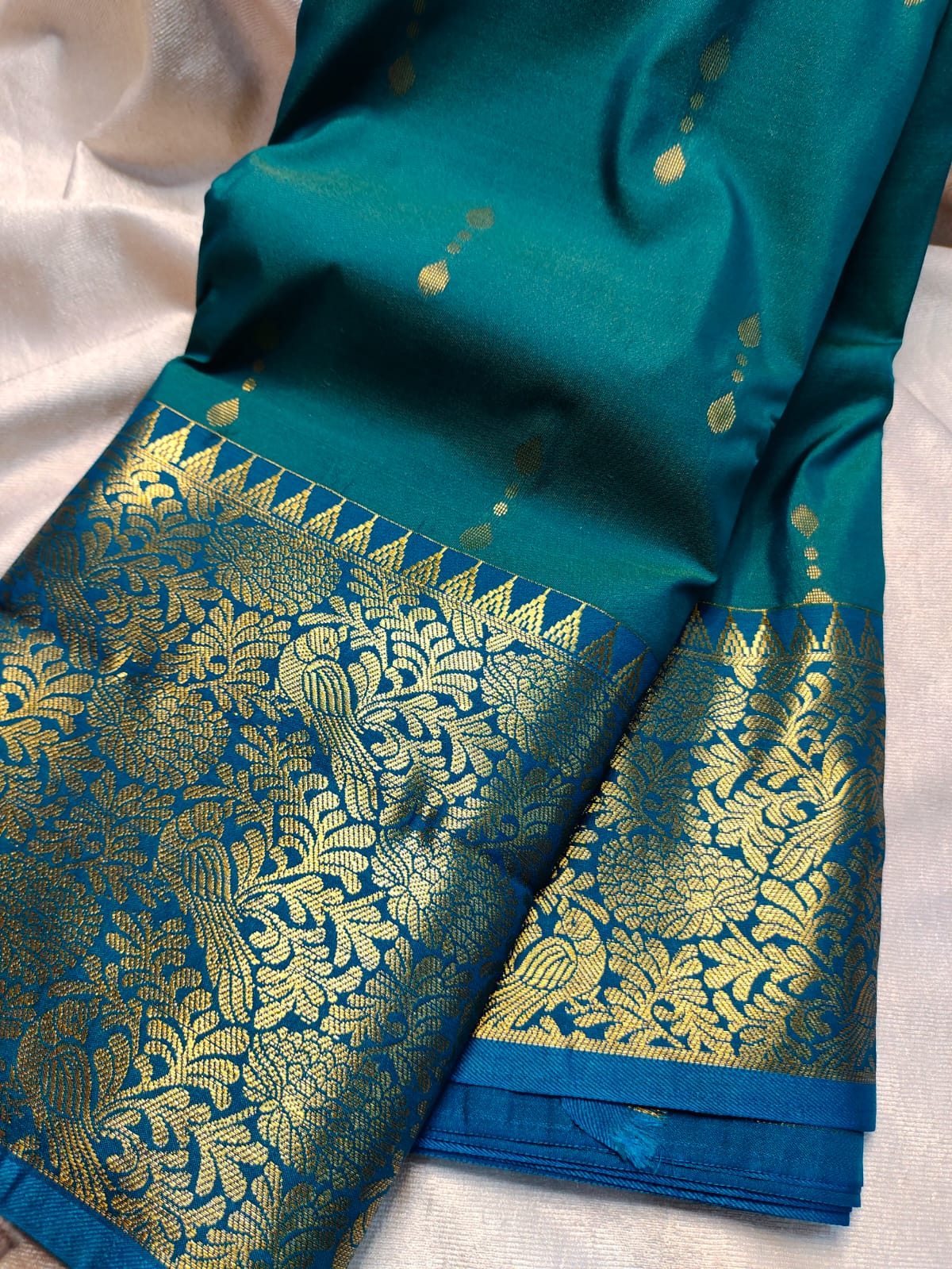 Sravanam gadwal sale
