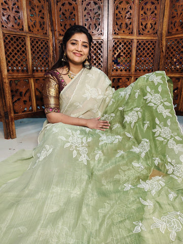 50% ఫ్యాన్సీ చీరలను అందిస్తారు