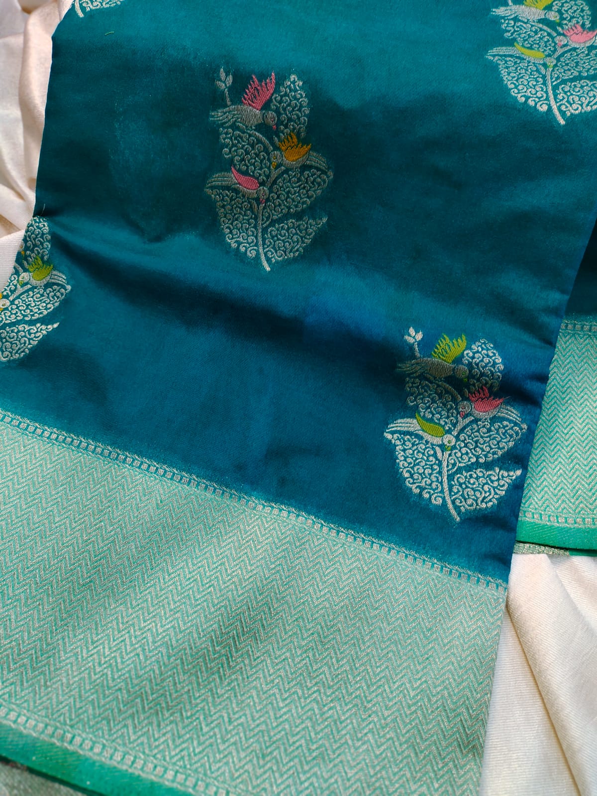 75% offer fancy sarees