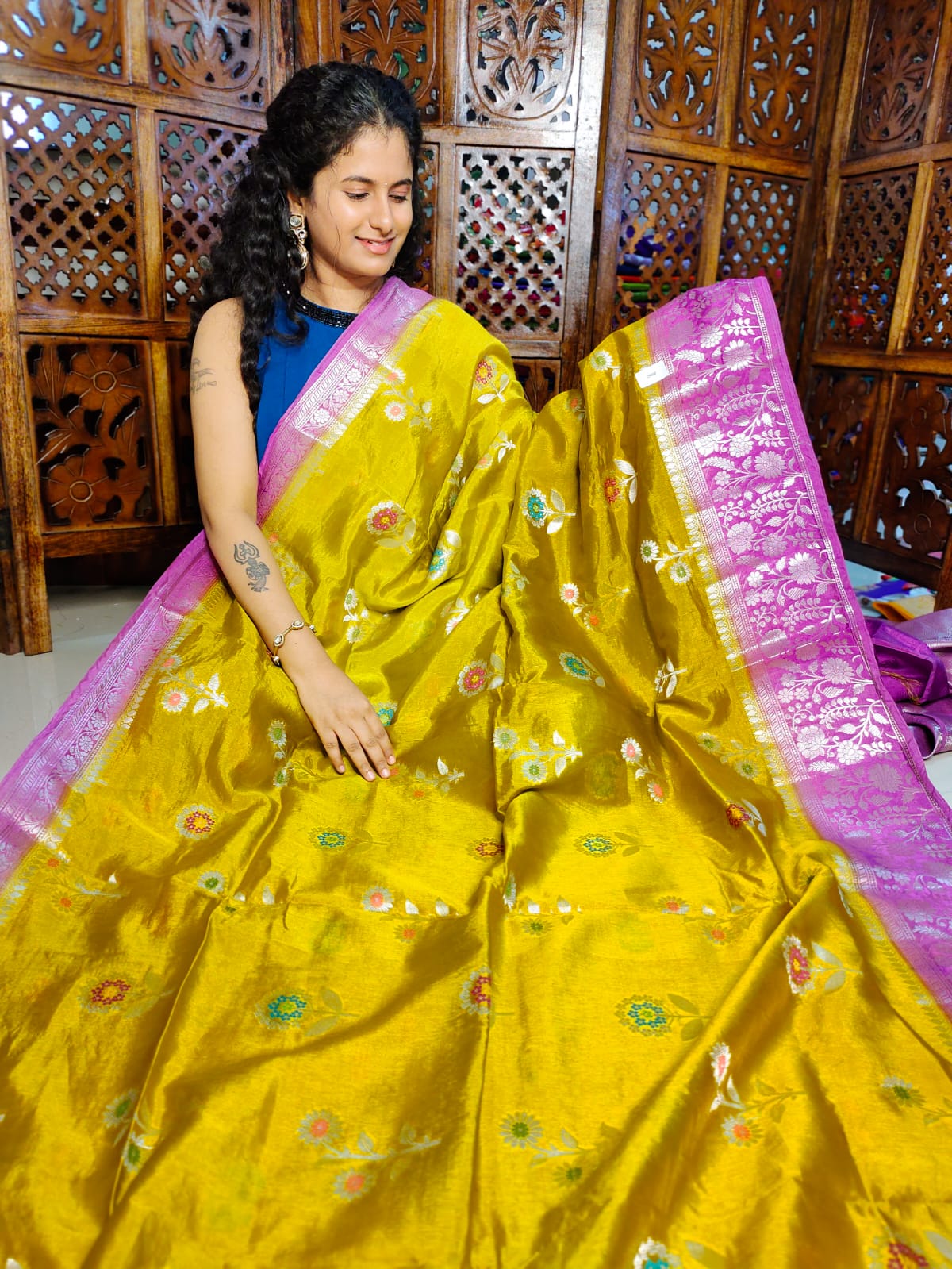 50% offer Saree