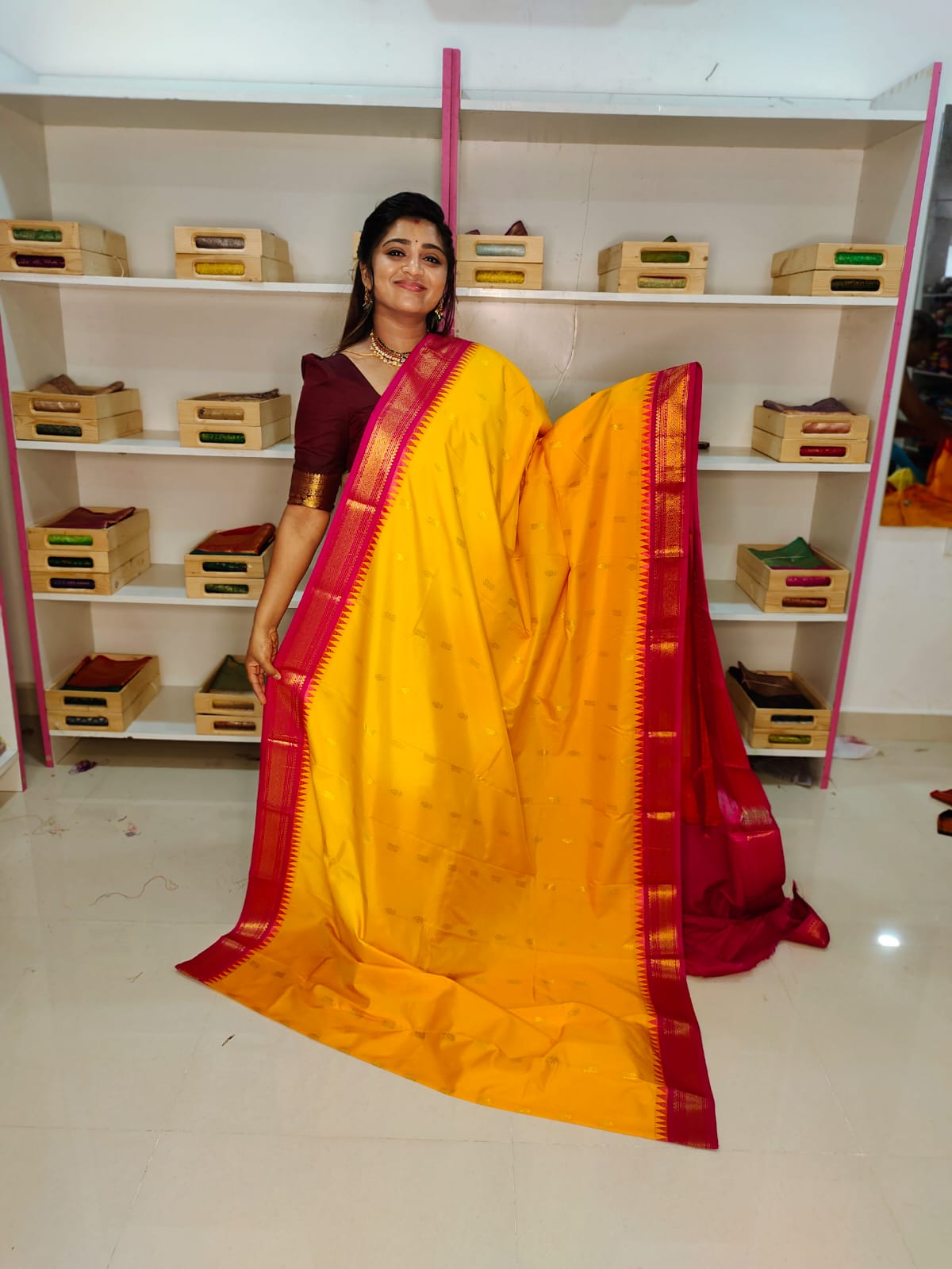 Clearnce sale gadwal