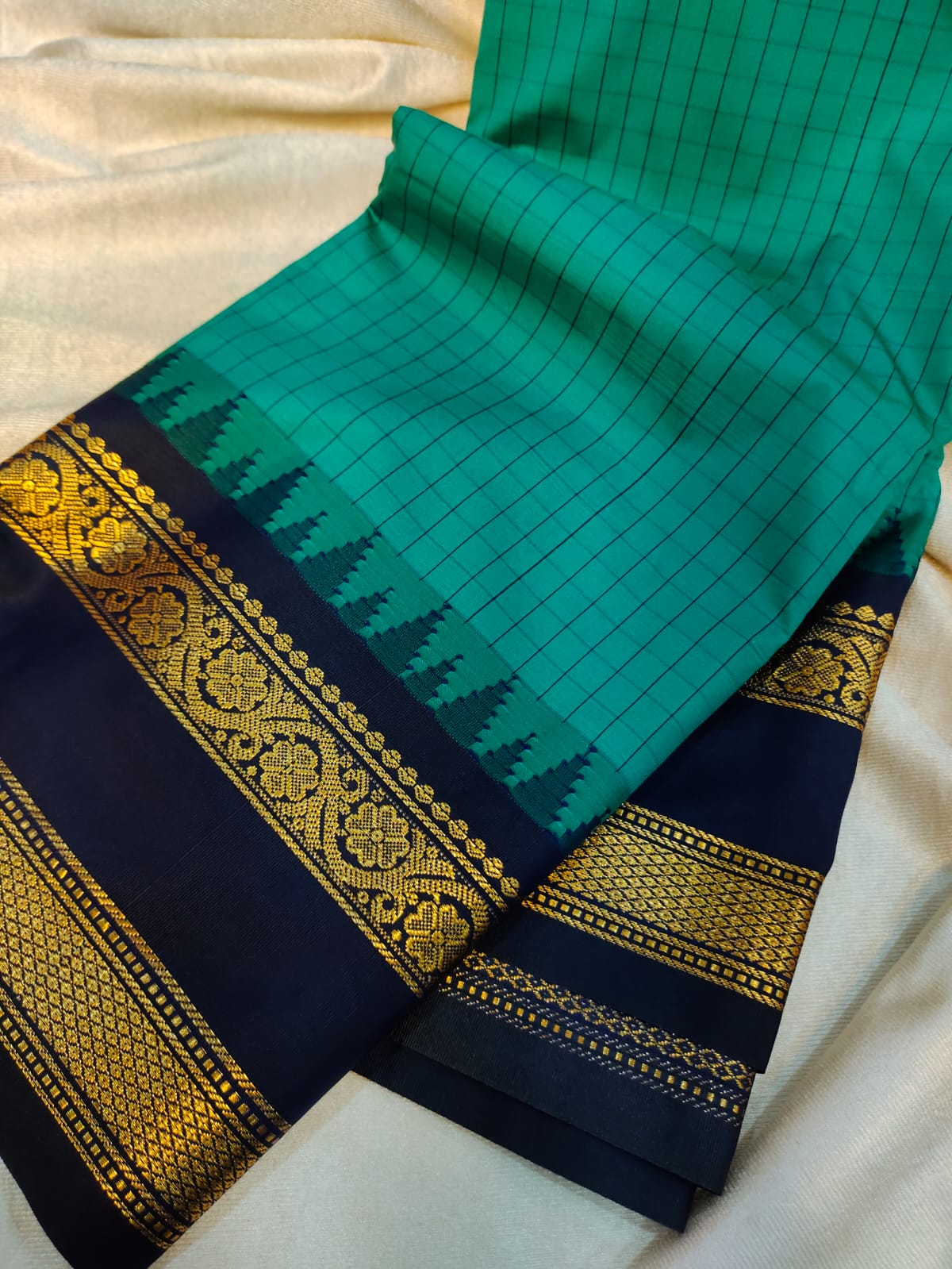 Sravanam gadwal sale