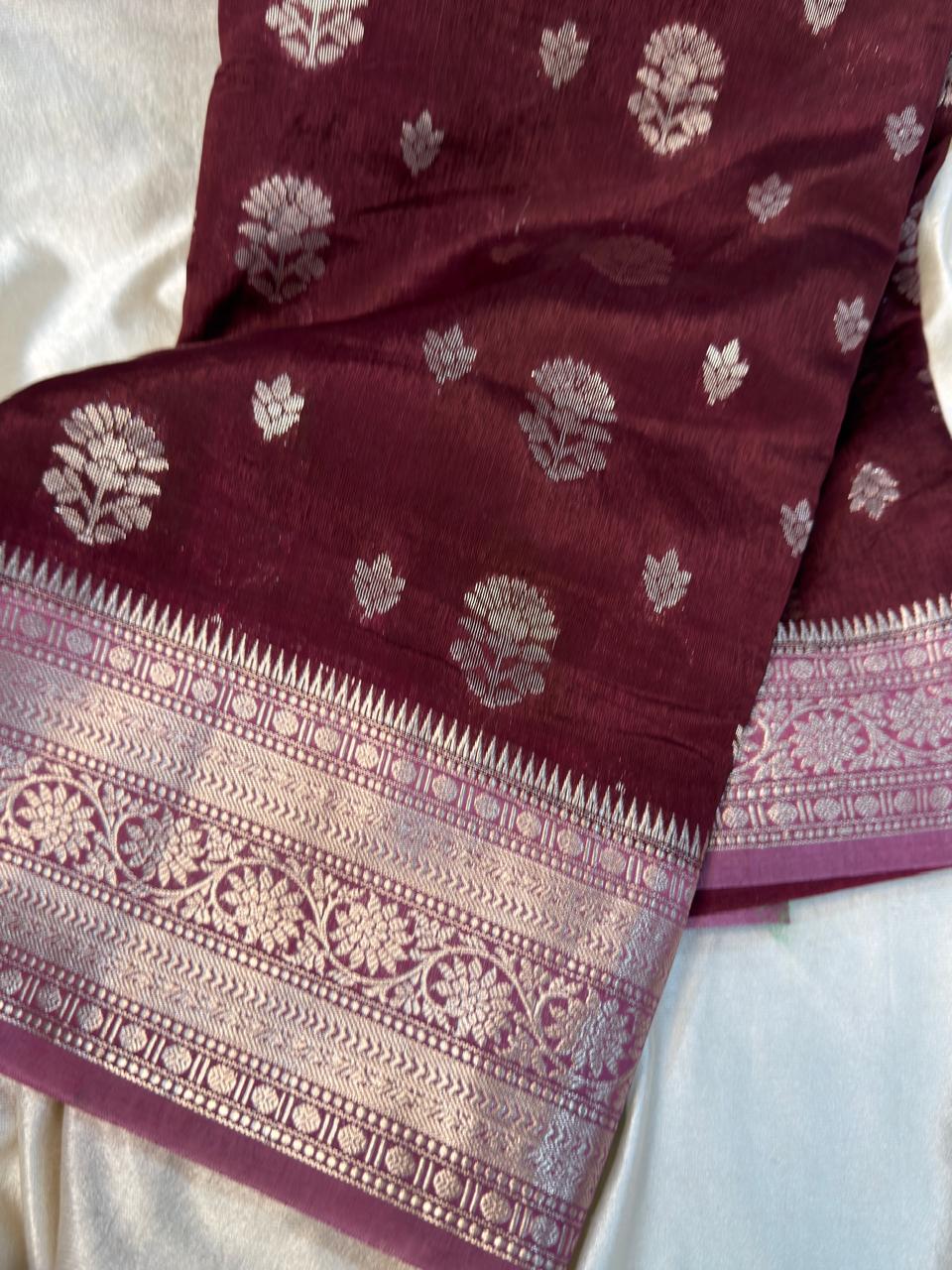 65% offer saree