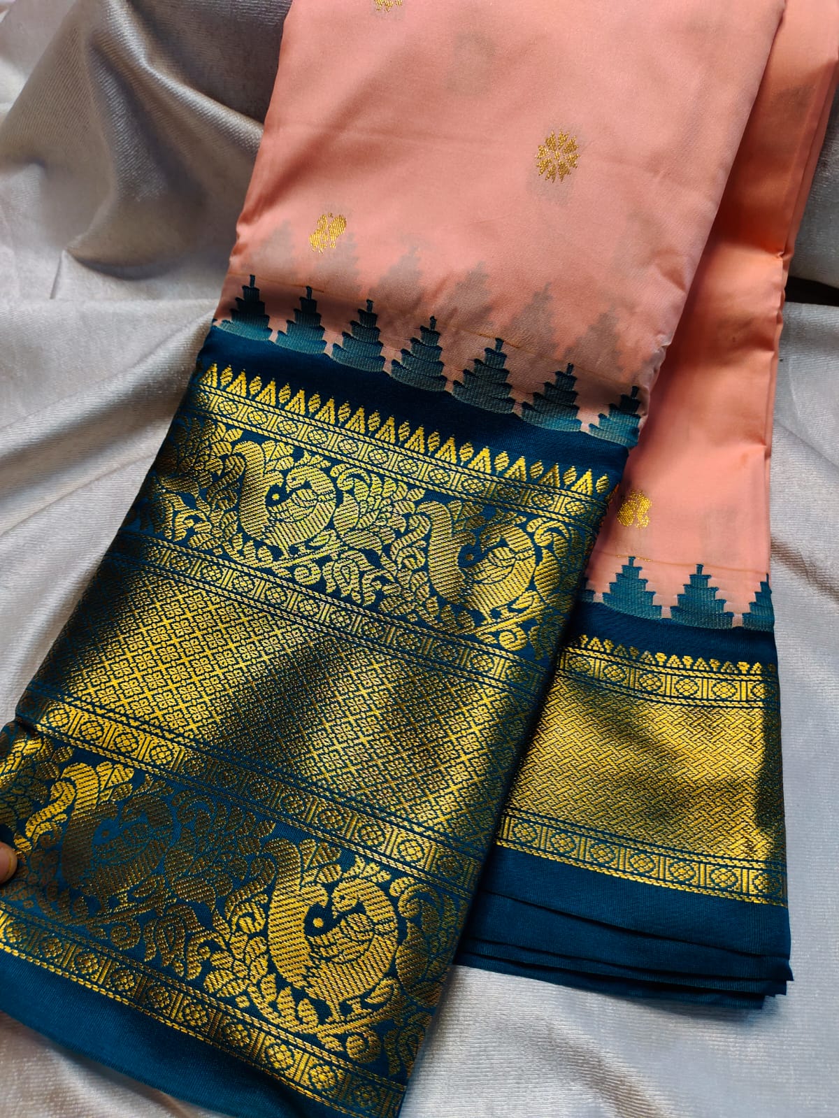 Sravanam gadwal sale