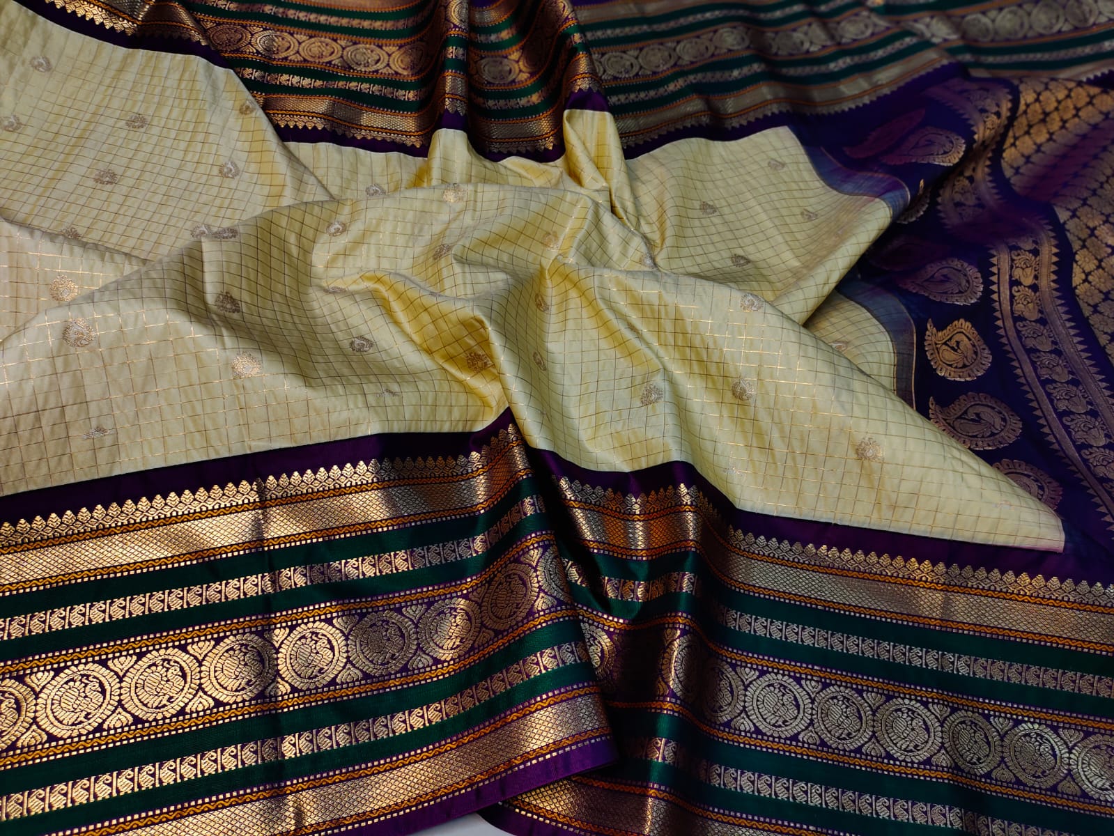 Valli4