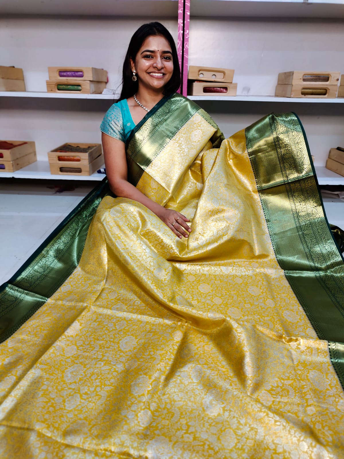 90% offer kanchi pattu collections