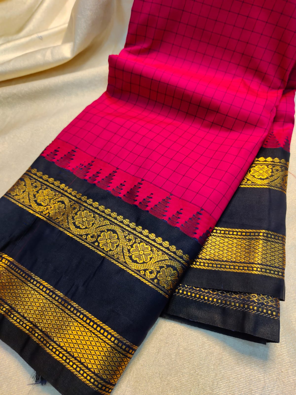 Sravanam gadwal sale