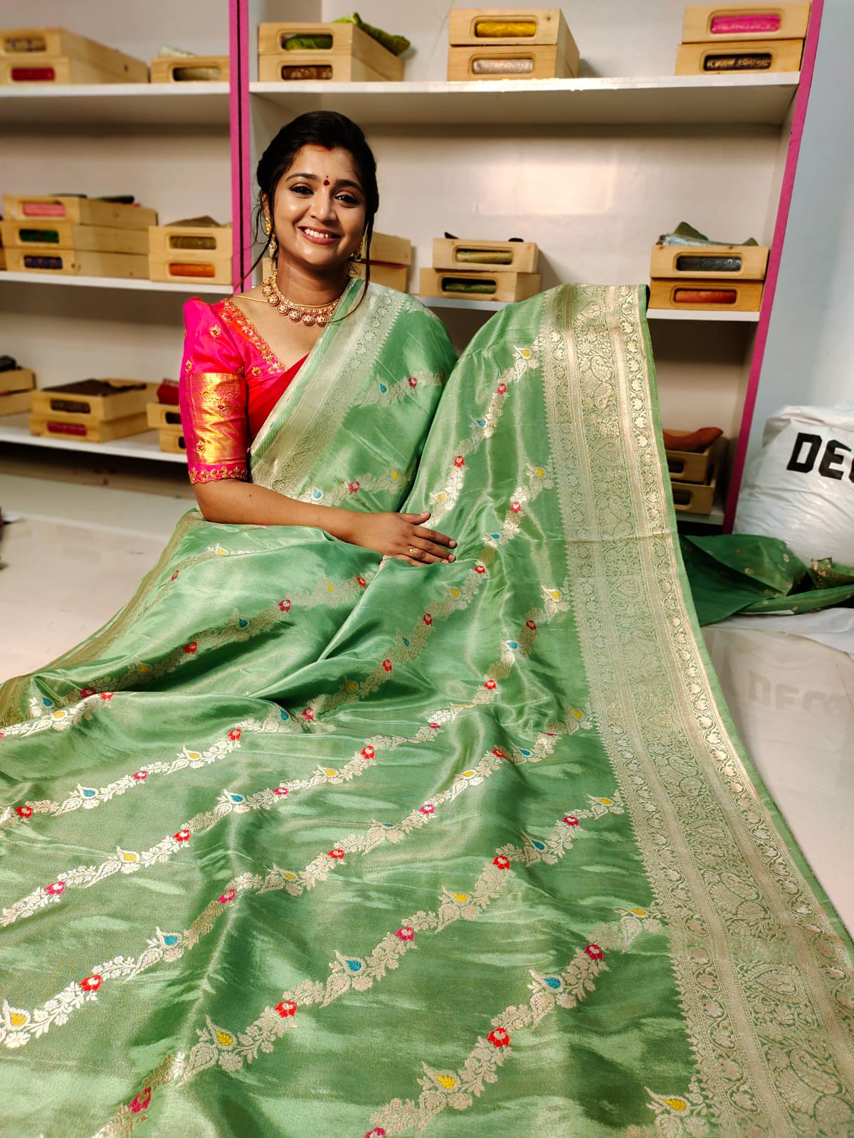 BS2500 (BS2500) అనేది स्तु