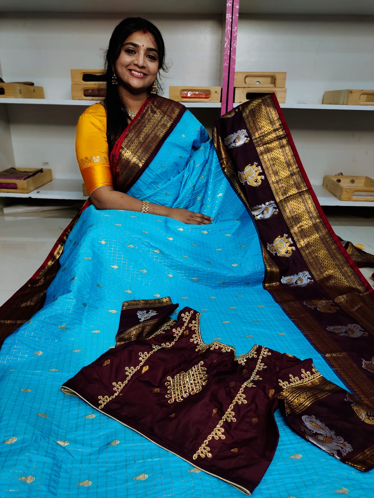RW Saree