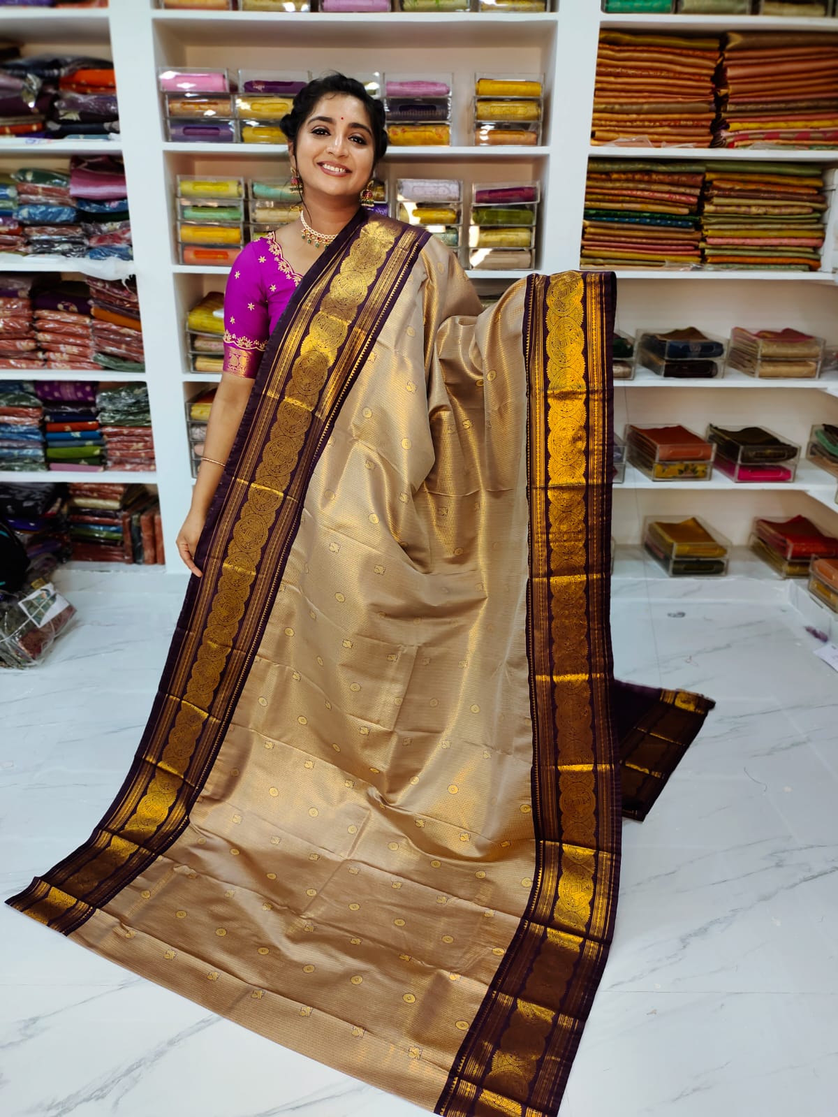 50% offer Valli gadwal