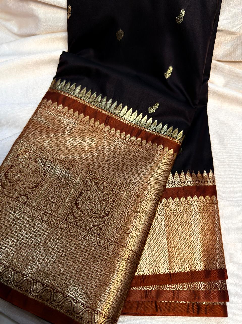 Gadwal sale 1599