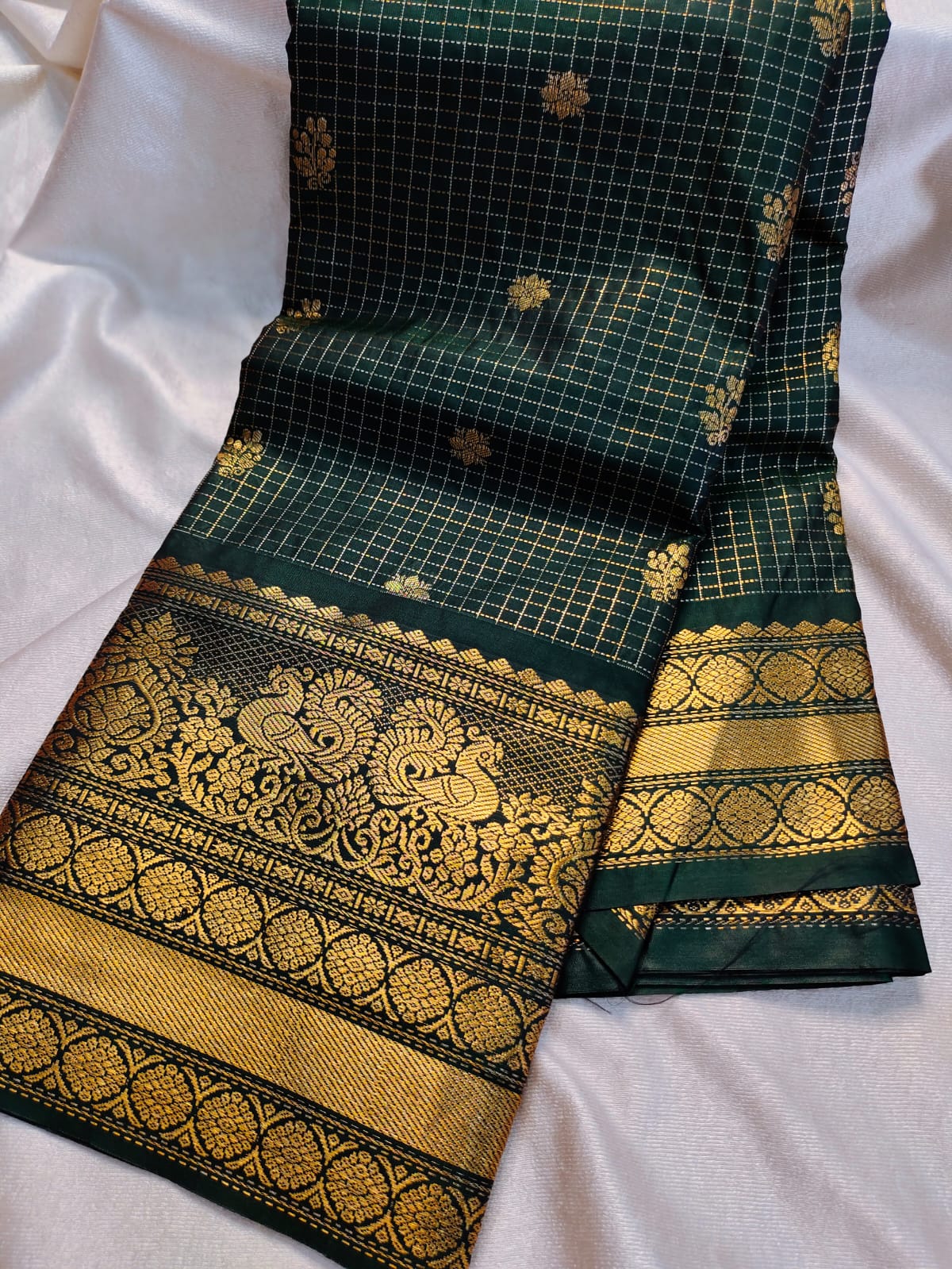 Vintage valli gadwal