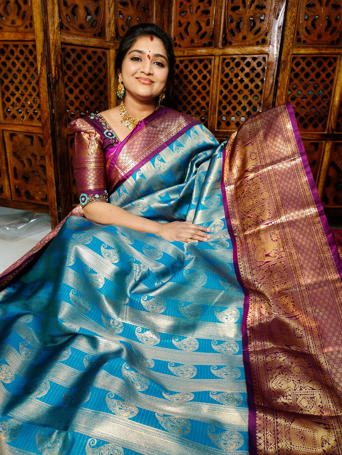 60% offer gadwal silk sarees