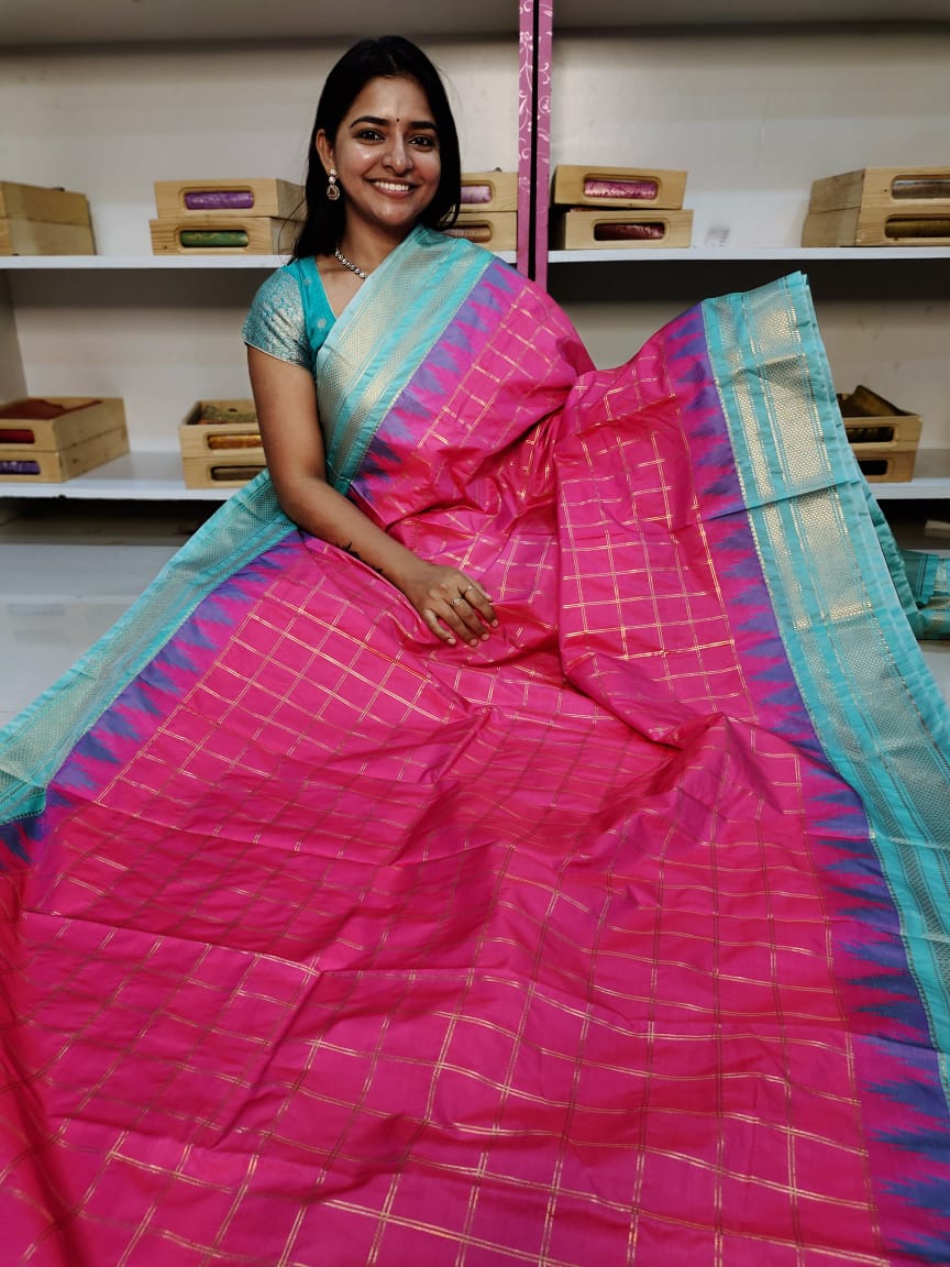 Gadwal offer sarees