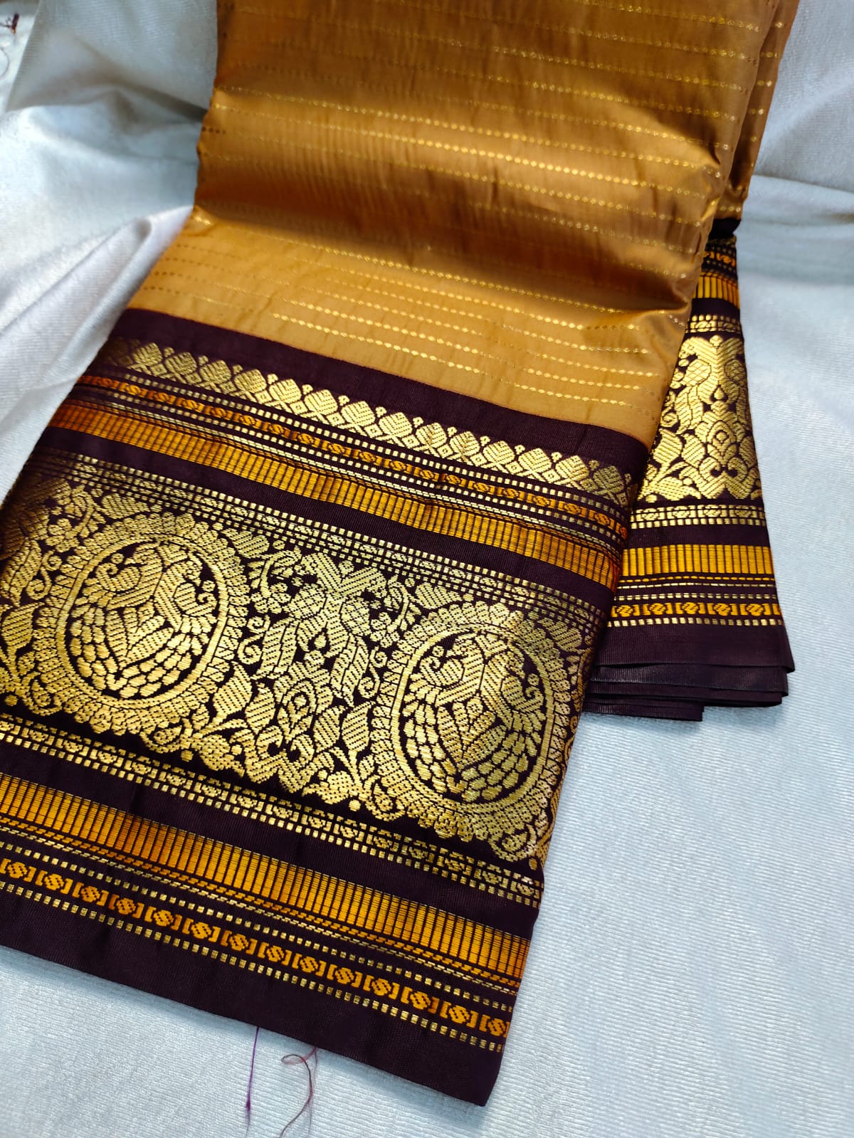 Vintage valli gadwal